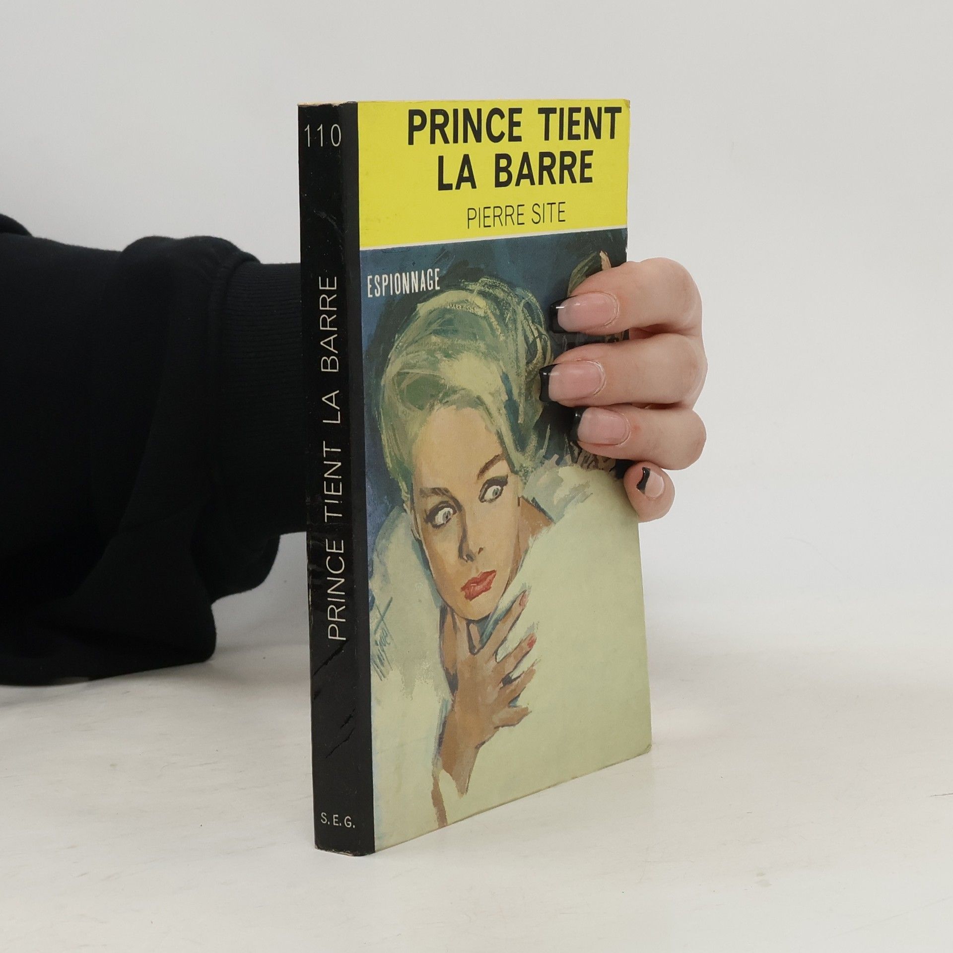 Pierre Site Prince tient la barre