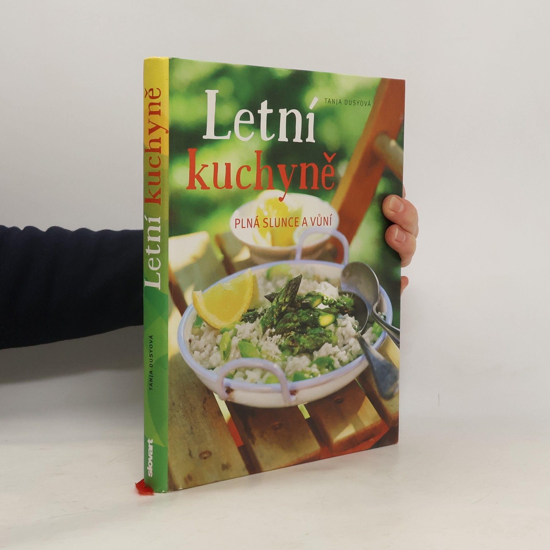 Tanja Dusy Letní kuchyně plná slunce a vůní