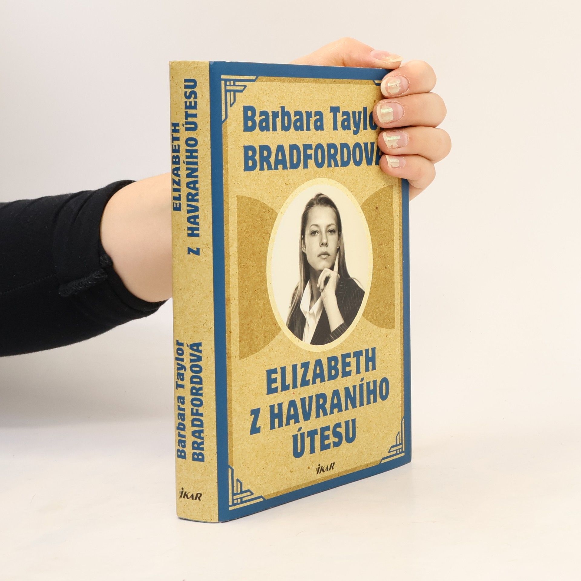 Barbara Taylor Bradford Elizabeth z Havraního útesu