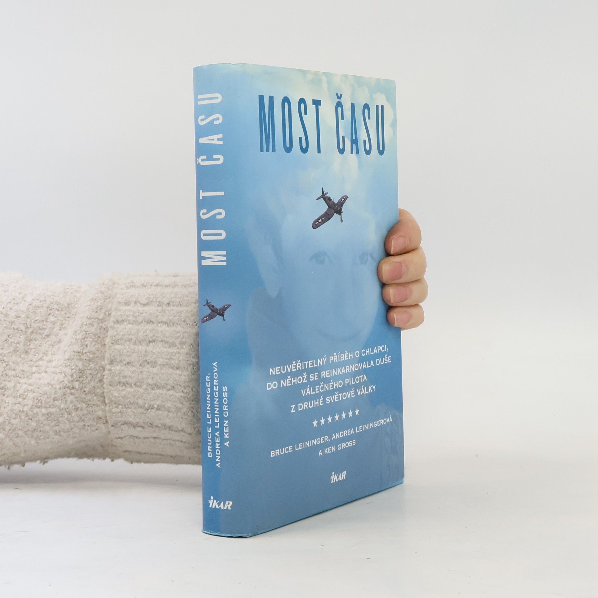 Bruce Leininger Most času