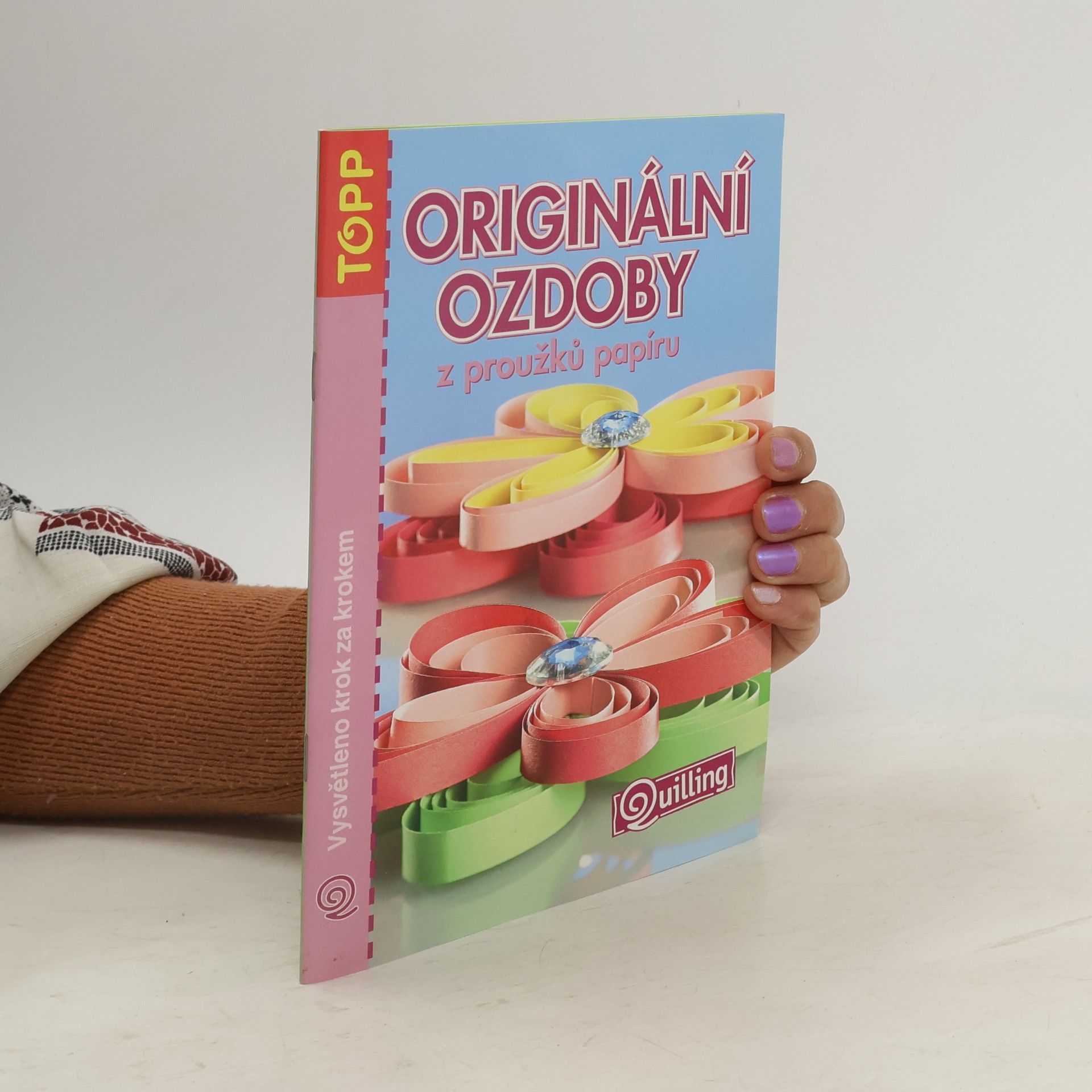 Gudrun Schmitt Originální ozdoby z proužků papíru