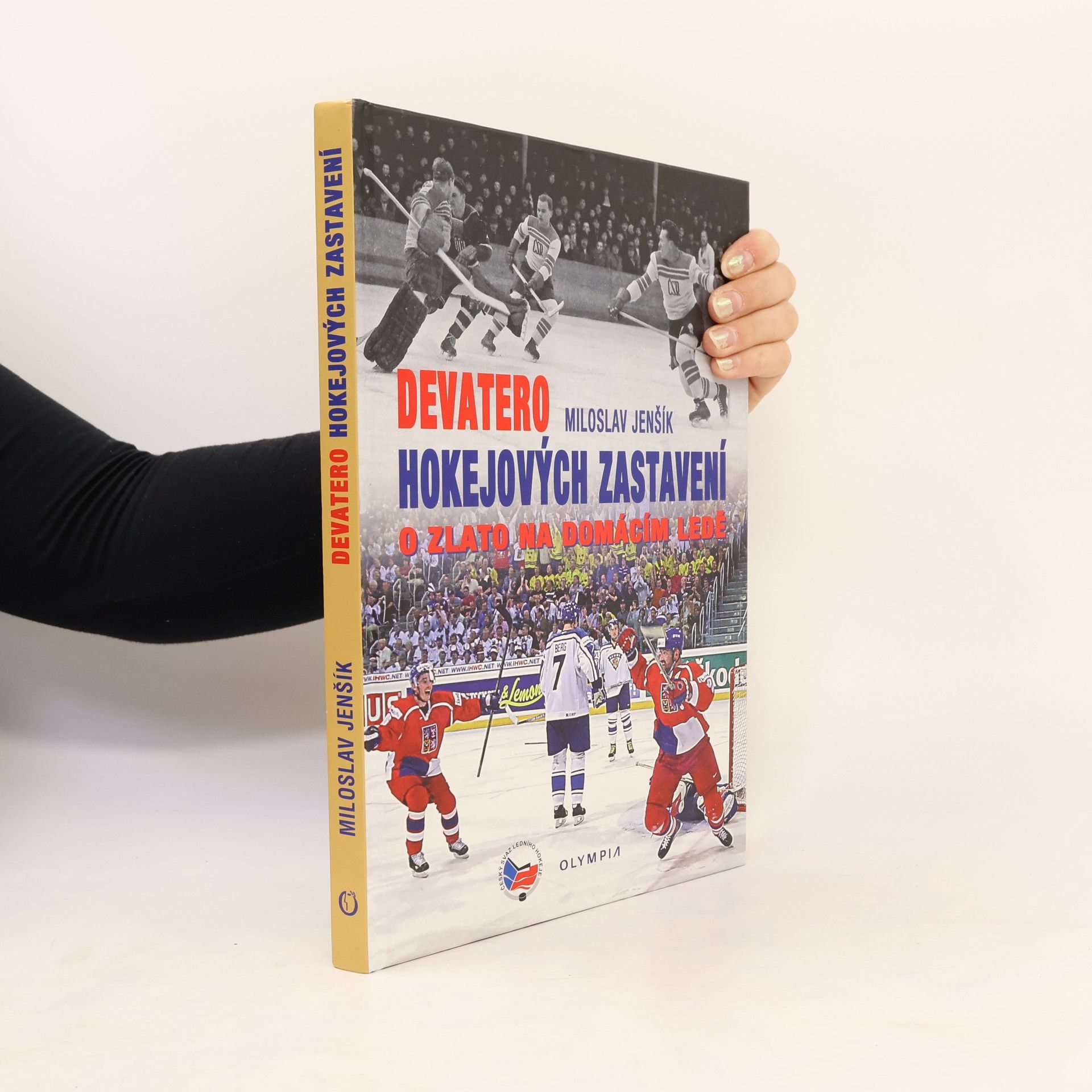 Miloslav Jenšík Devatero hokejových zastavení