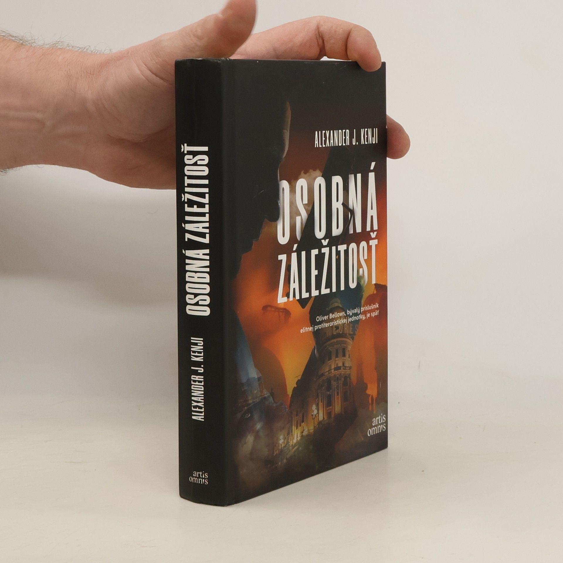 Alexander J. Kenji Osobná záležitosť