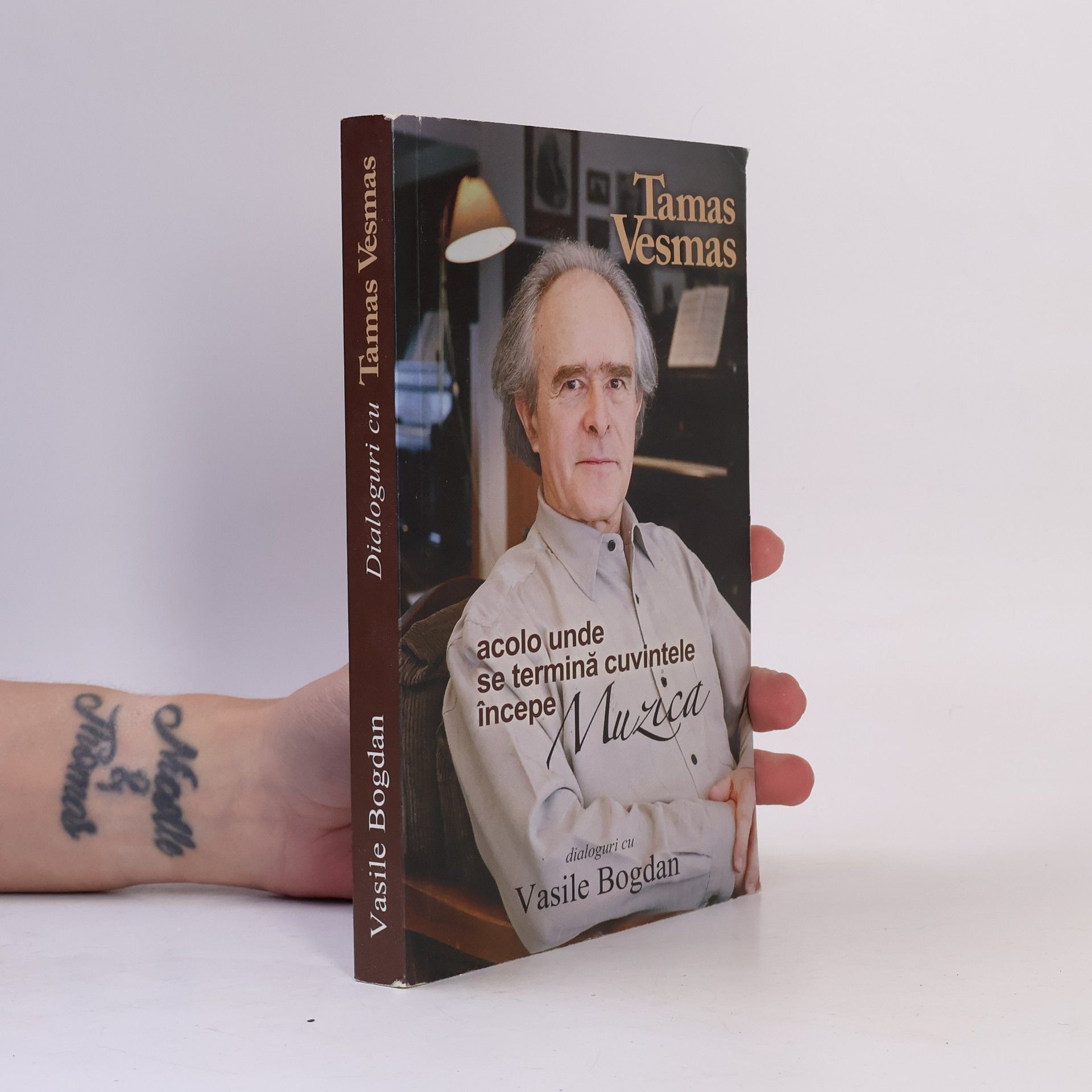 Tamas Vesmas Acolo unde se terminā cuvintele începe muzica