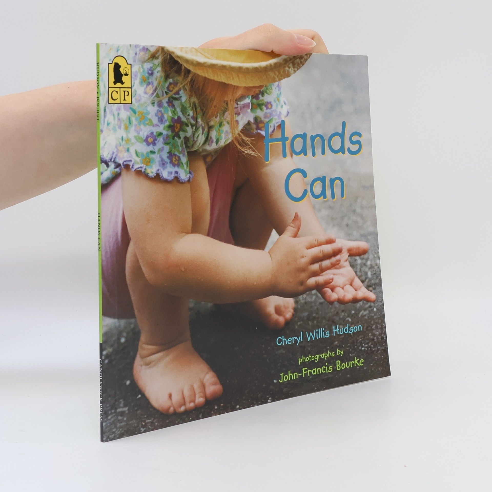 Cheryl Willis Hudson Hands Can