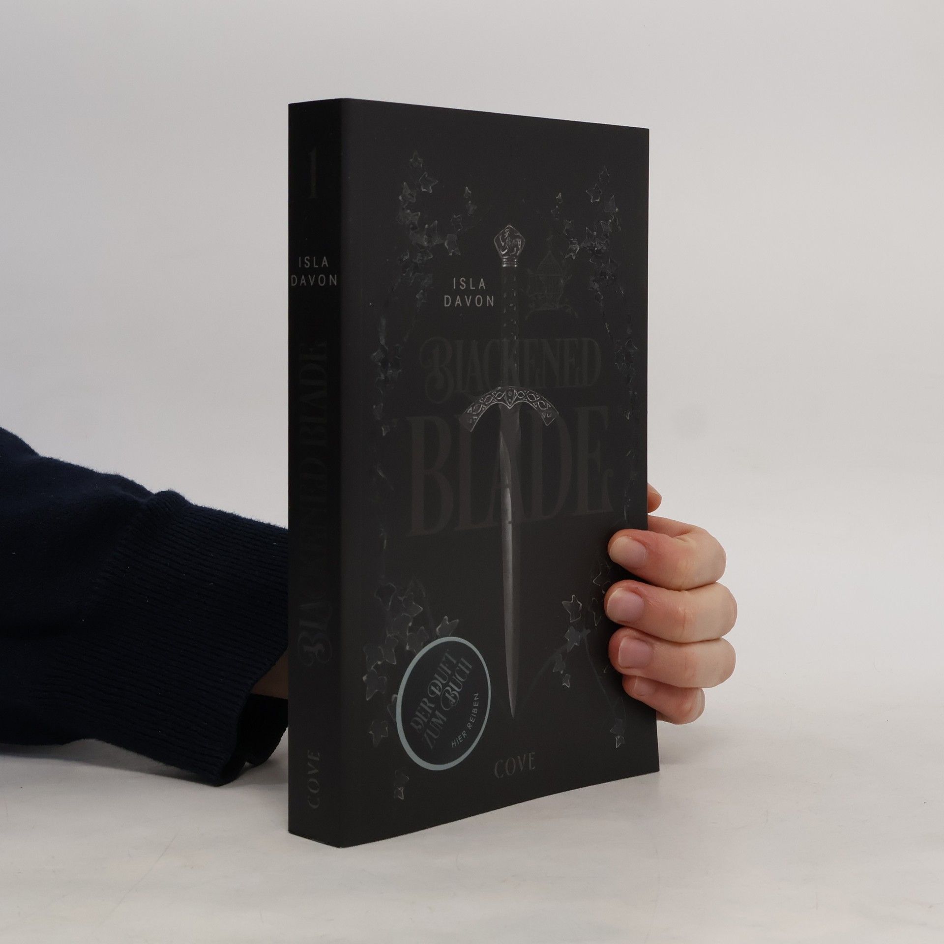 Blackened Blade 1: The Blackened Blade