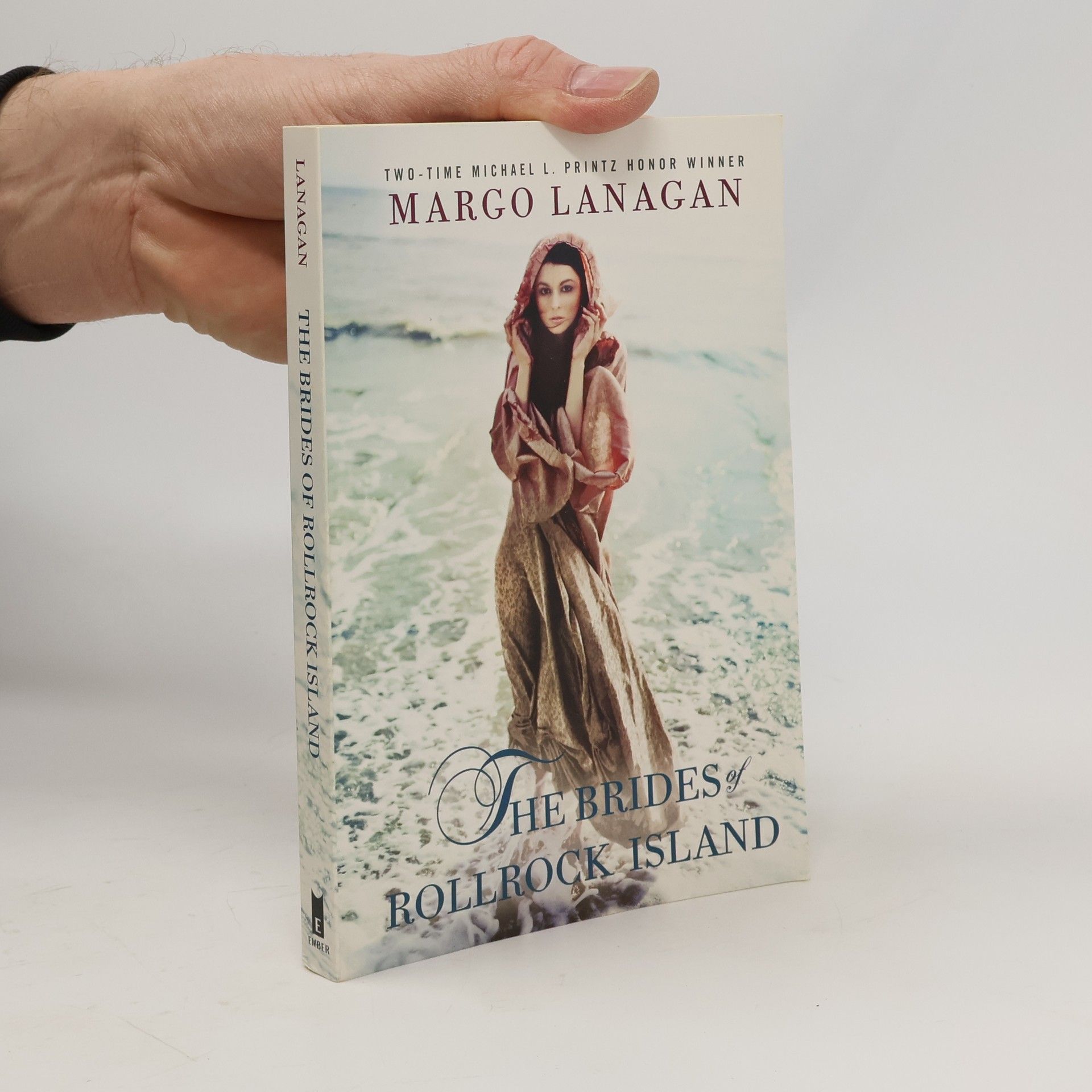 Margo Lanagan The Brides of Rollrock Island