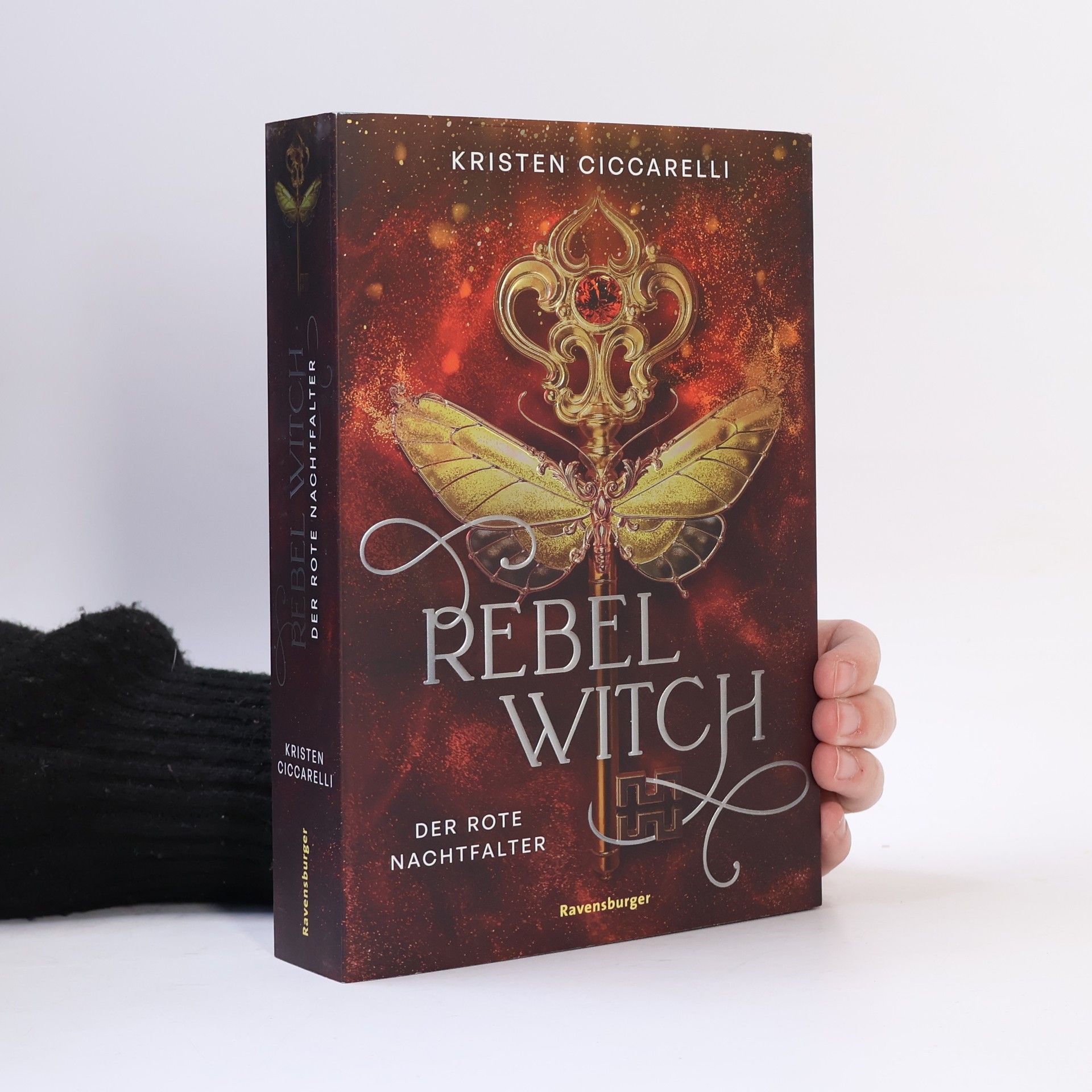 Kristen Ciccarelli Der rote Nachtfalter - 2: Rebel Witch