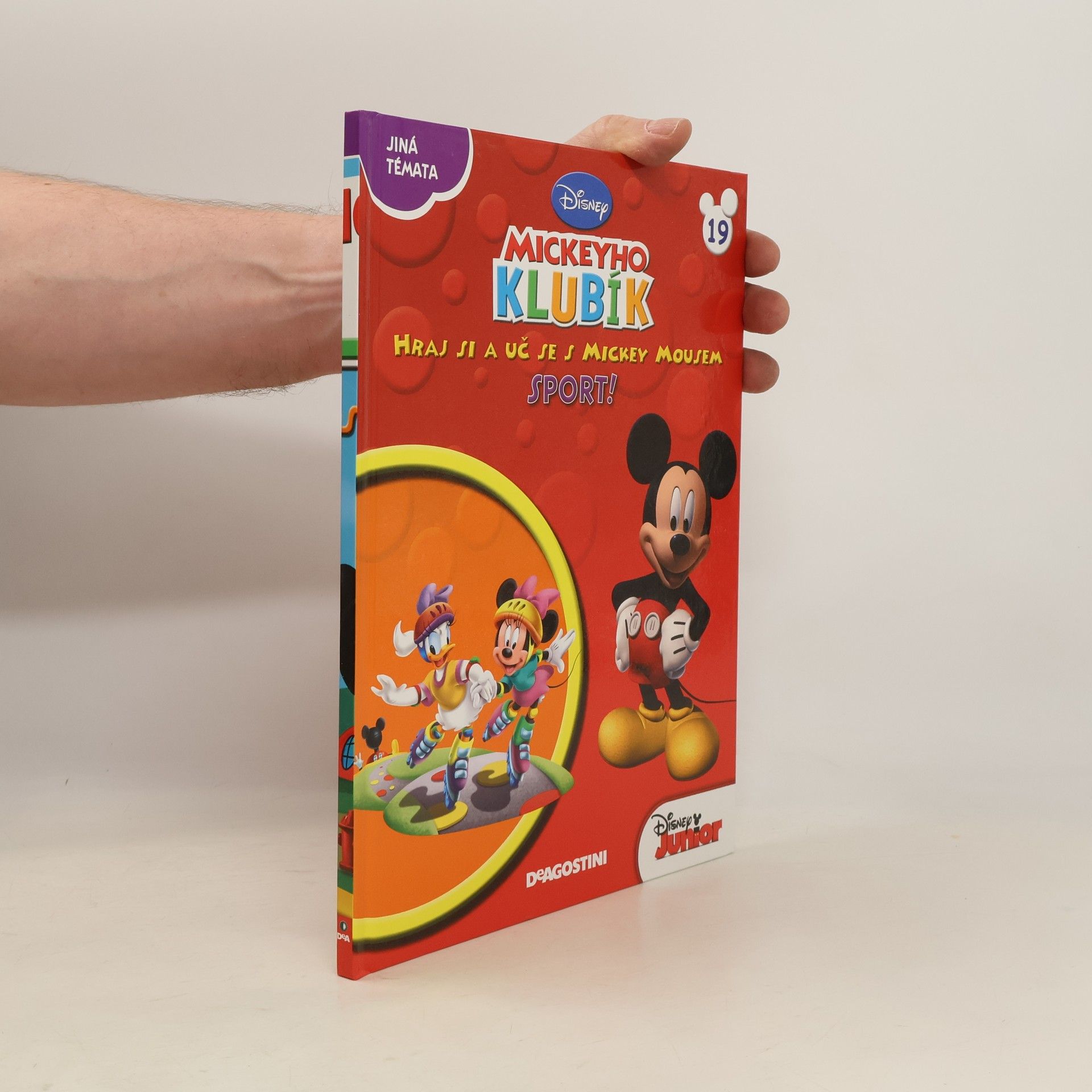 Various authors Mickeyho Klubík. Hraj si a uč se s Mickey Mousem. 19 Sport