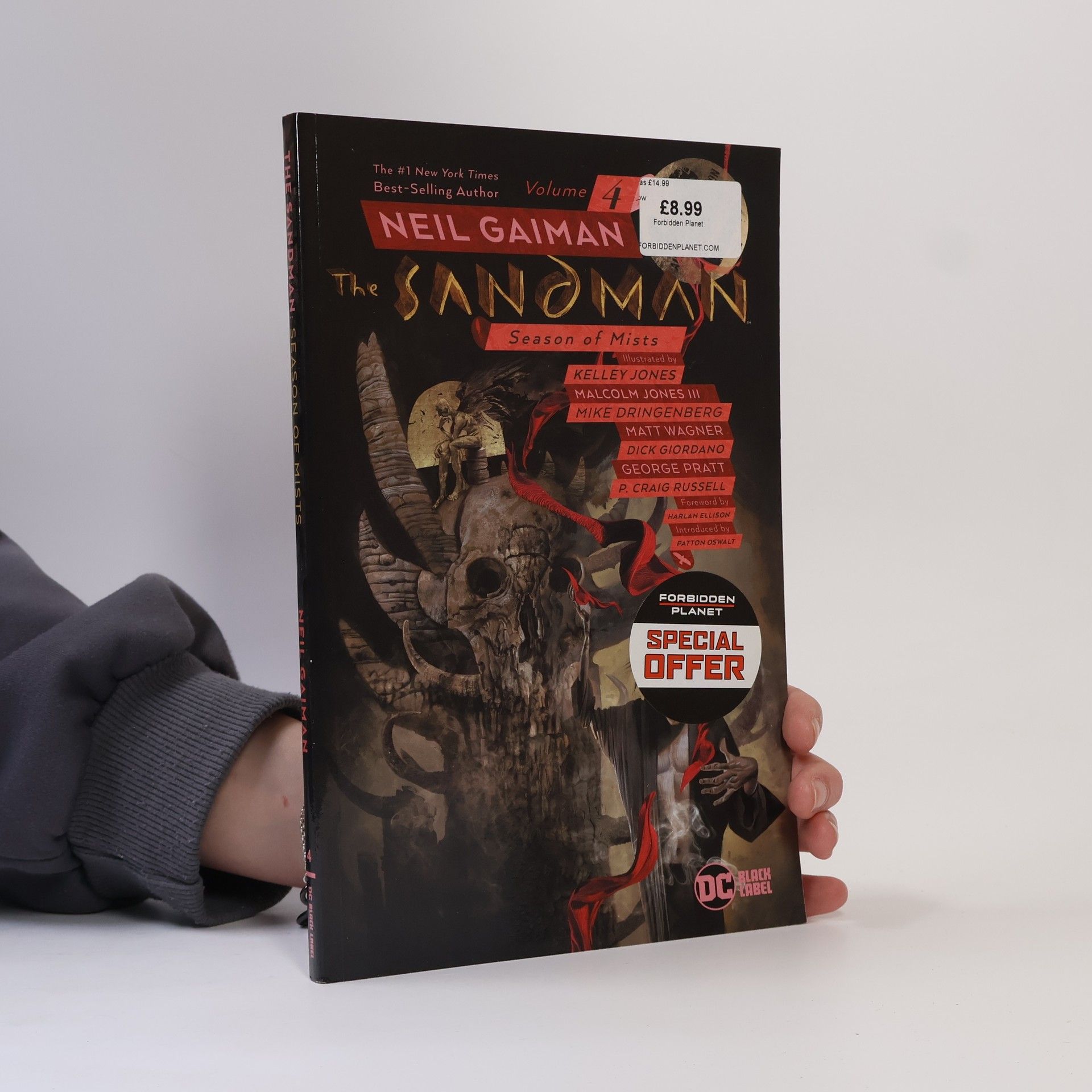 The Sandman. Volume 4, Season of mists