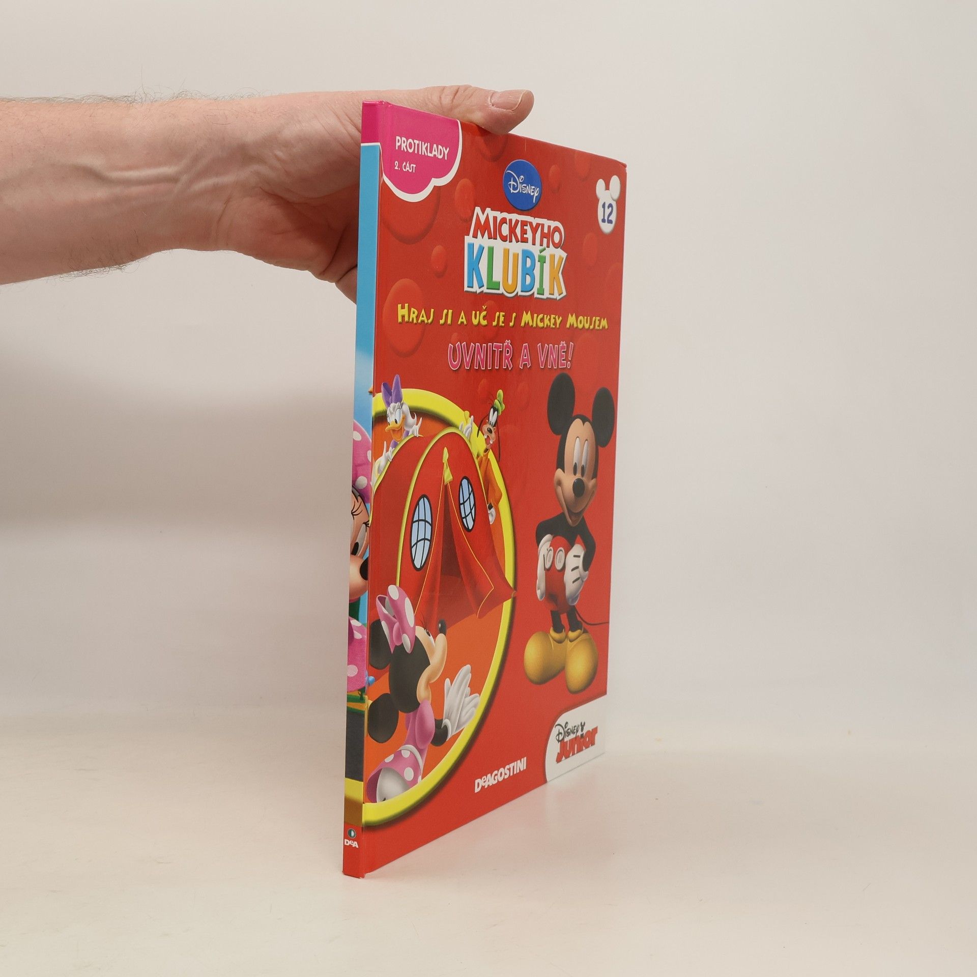 Autores varios Mickeyho klubík. Hraj si a uč se s Mickey Mousem 12. Uvnitř a vně!