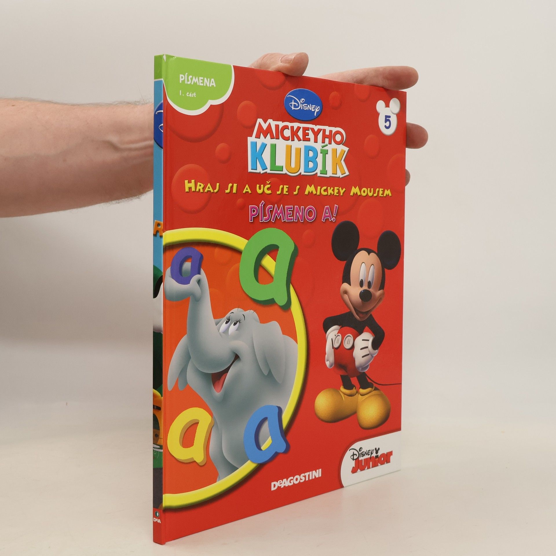 Kolektív autorov Mickeyho klubík. Hraj si a uč se s Mickey Mousem 5. Písmeno A!