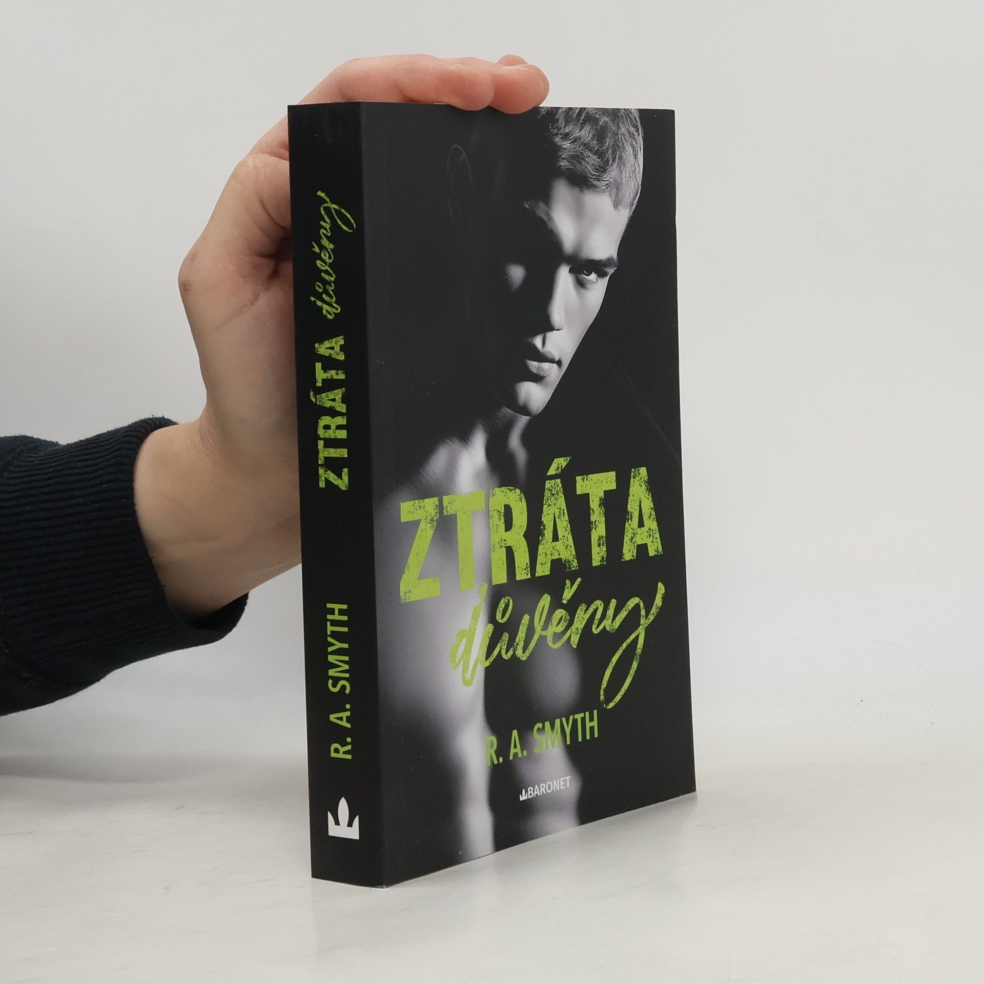 R.A. Smyth Ztráta důvěry