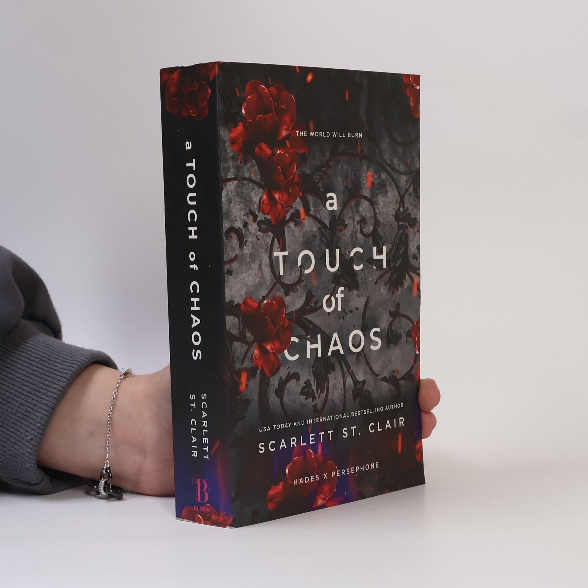 Scarlett St. Clair A Touch of Chaos