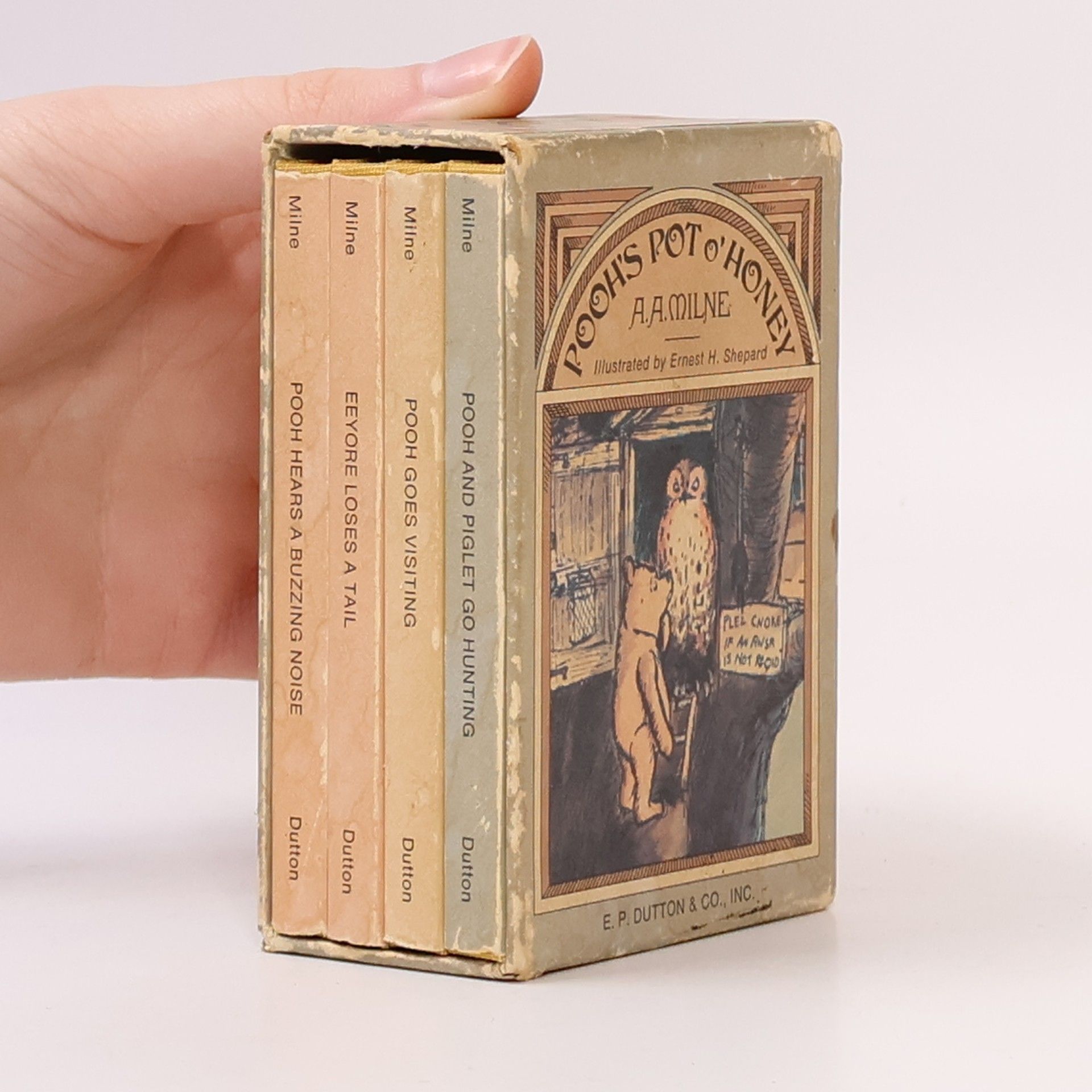 A. A. Milne Pooh's Pot o' Honey 1-4