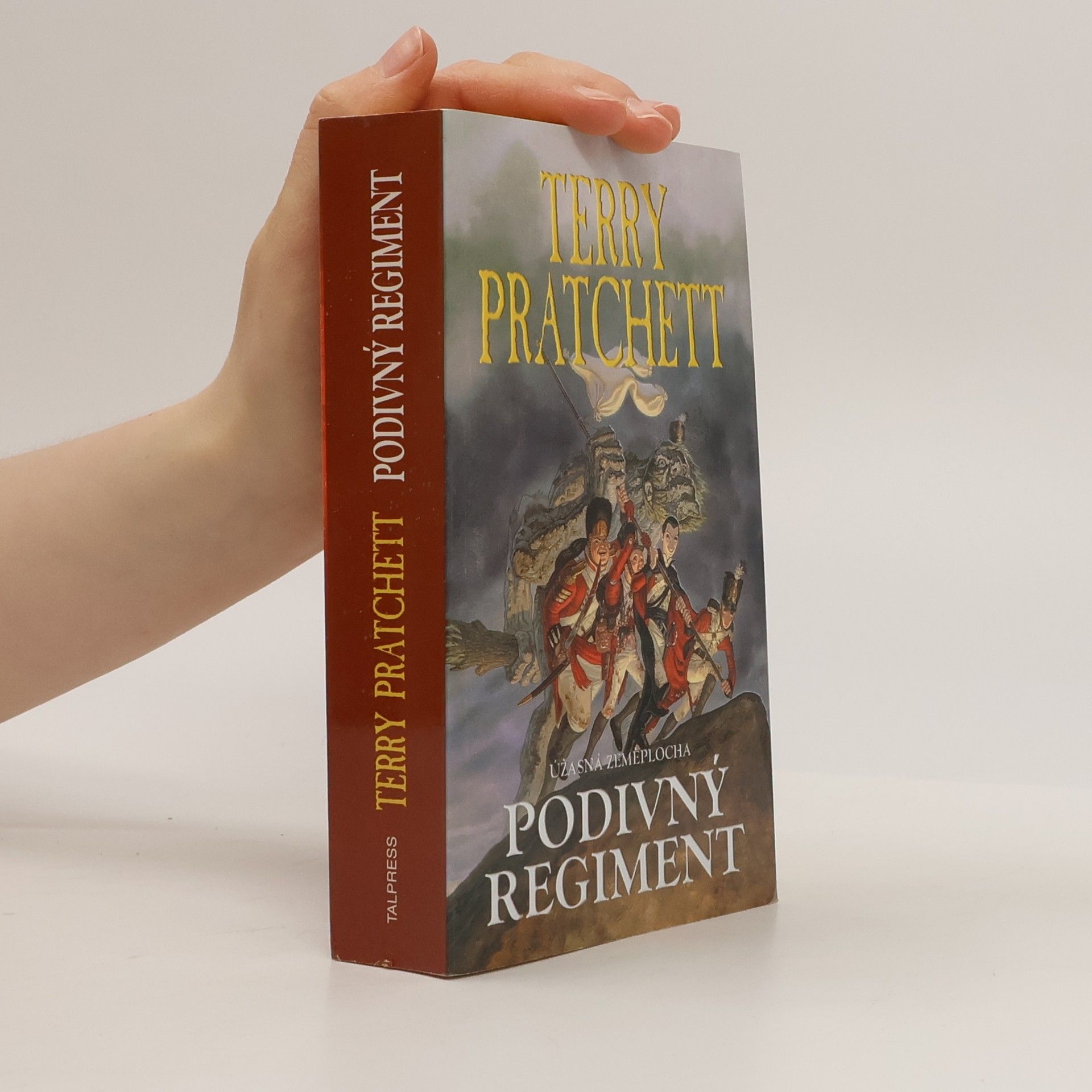 Terry Pratchett Podivný regiment