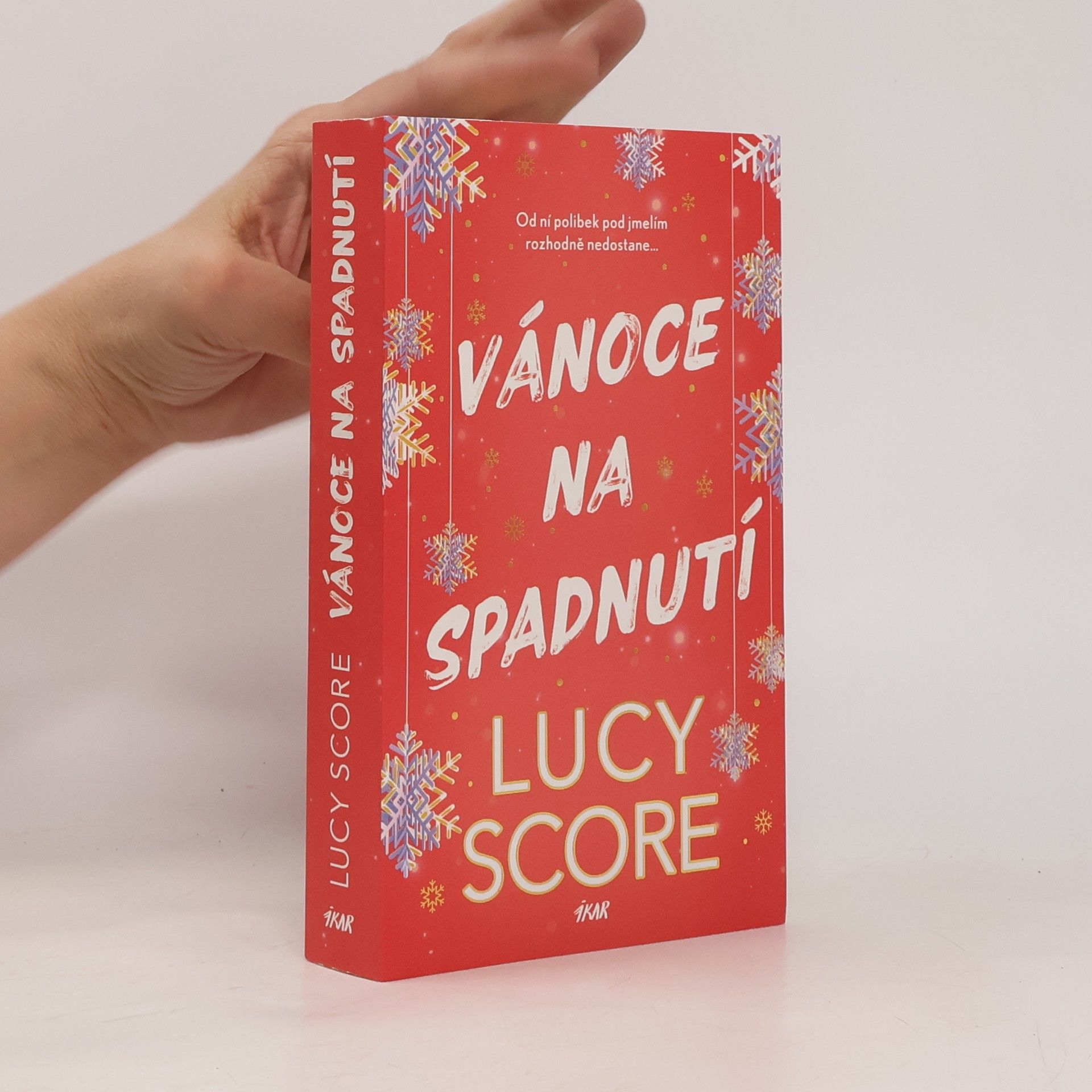 Lucy Score Vánoce na spadnutí
