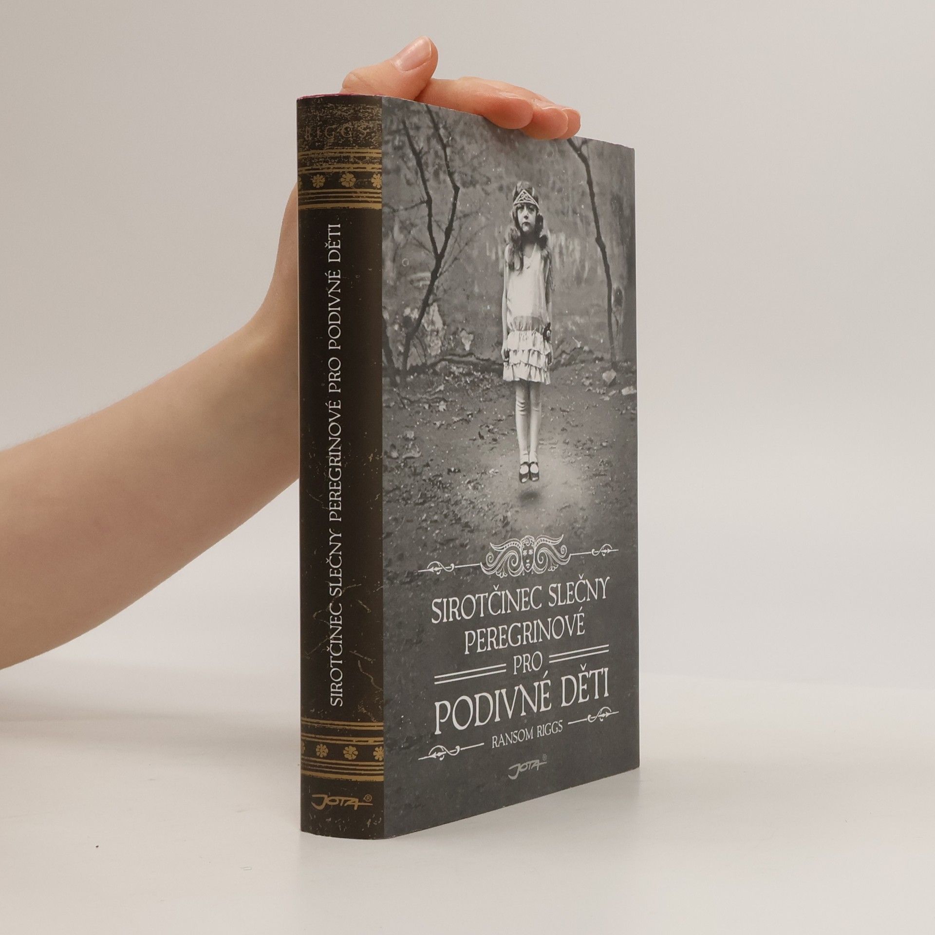 Ransom Riggs Sirotčinec slečny Peregrinové pro podivné děti