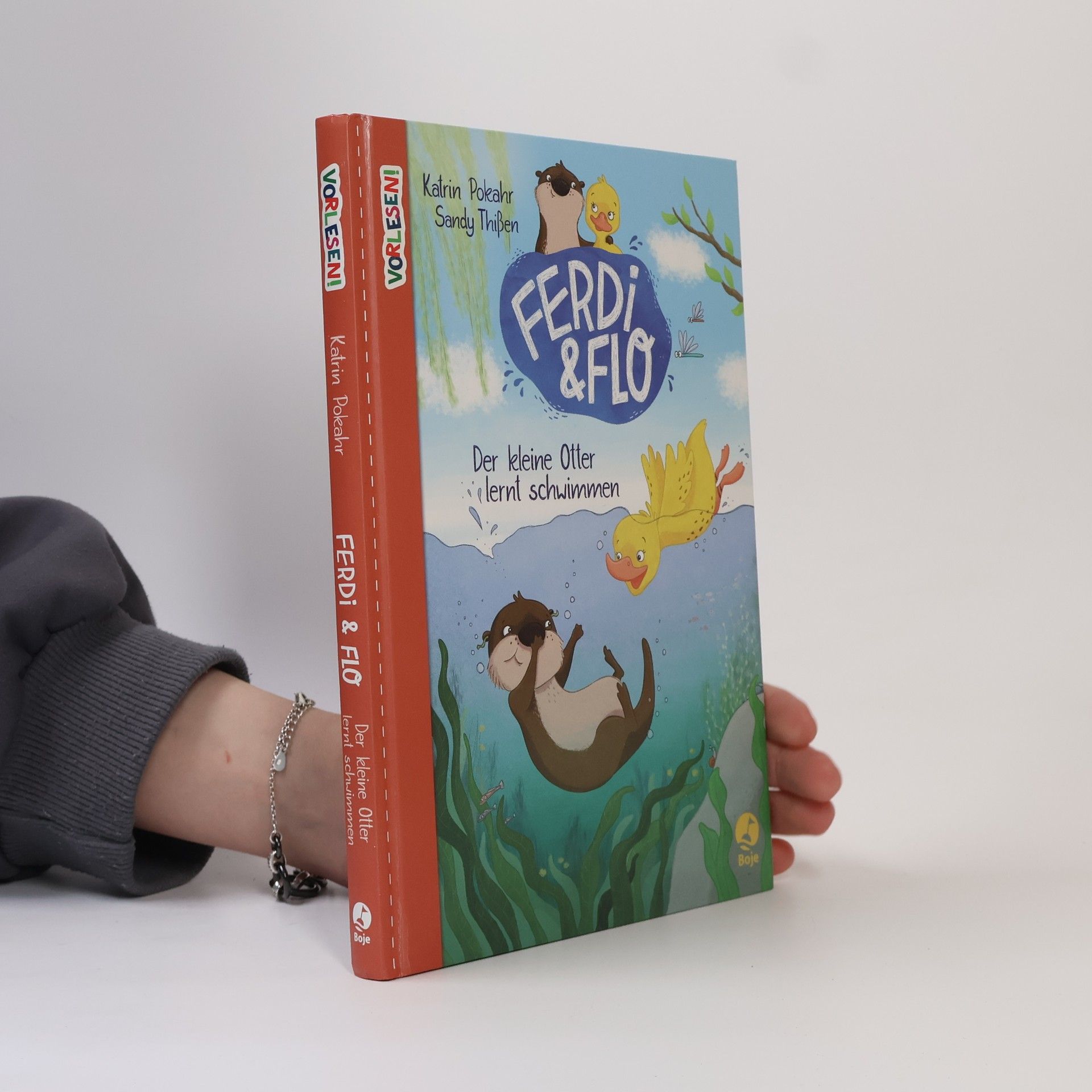Ferdi & Flo - der kleine Otter lernt schwimmen