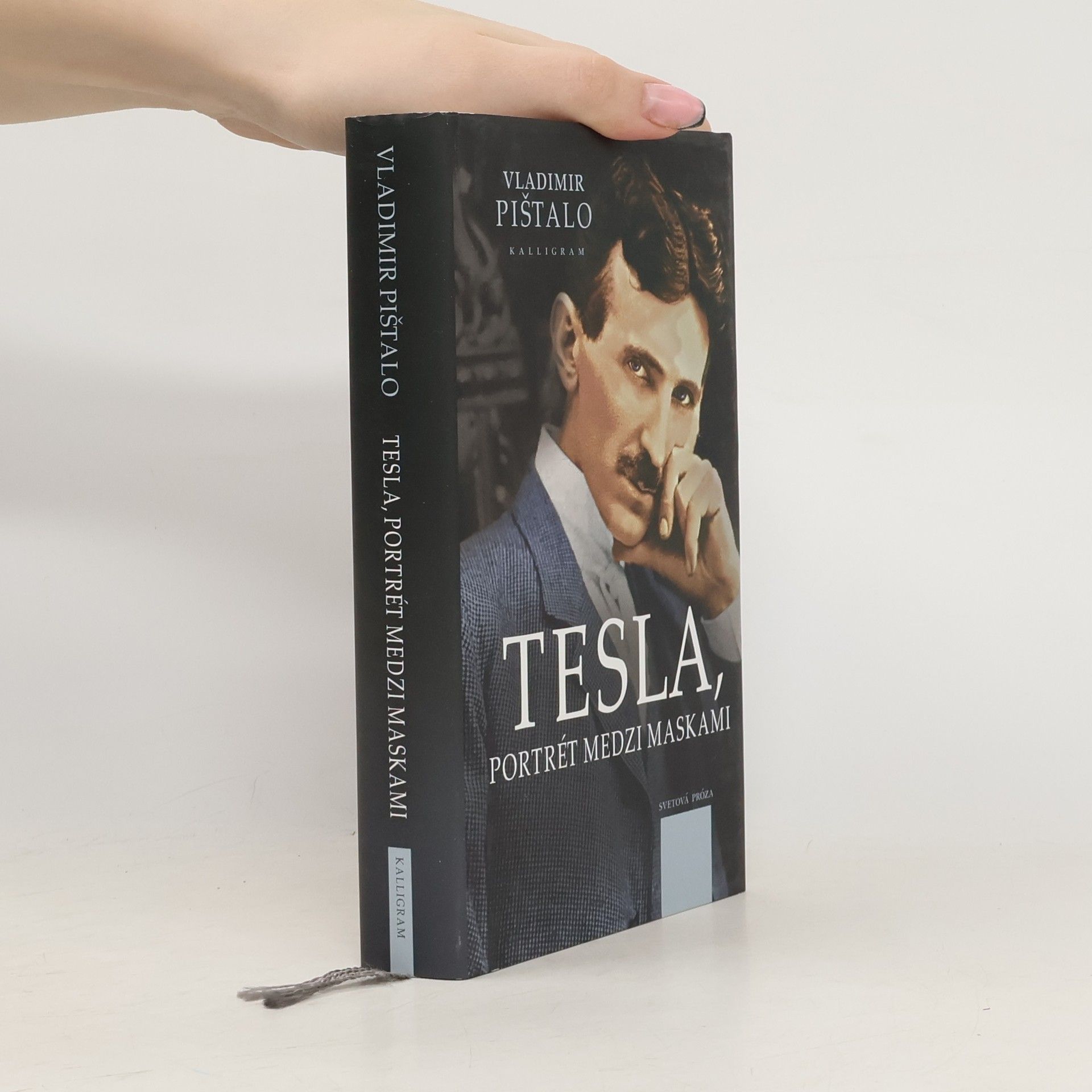 Vladimir Pištalo Tesla, portrét medzi maskami