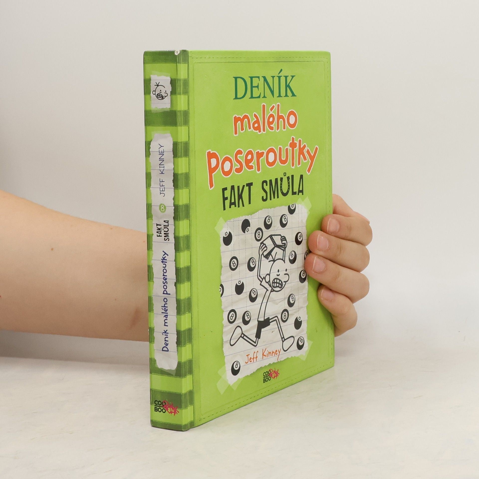 Jeff Kinney Deník malého poseroutky 8. Fakt smůla