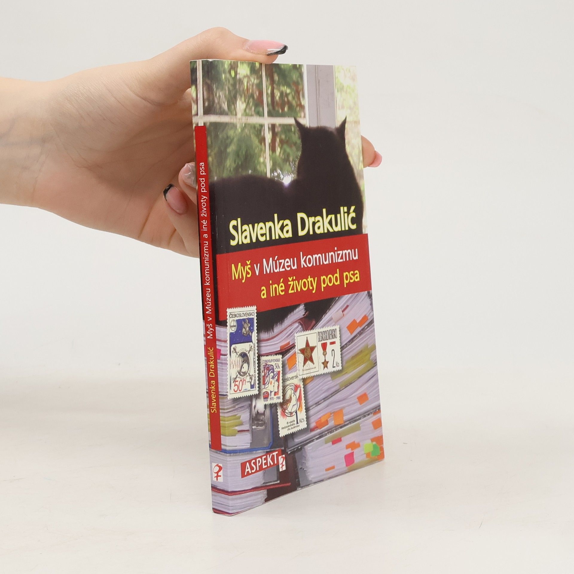 Myš v Múzeu komunizmu a iné životy pod psa