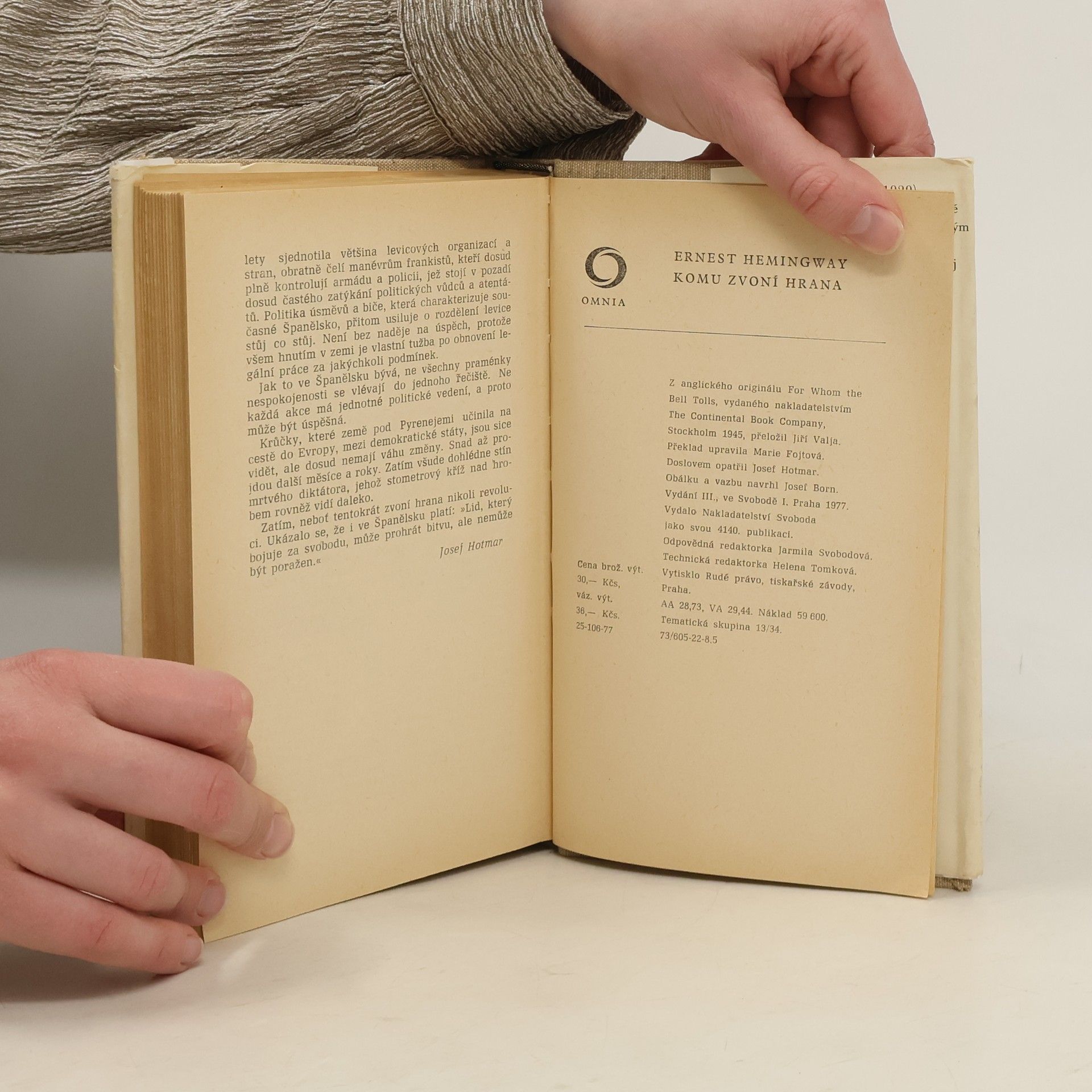 Ernest Hemingway Komu zvoní hrana