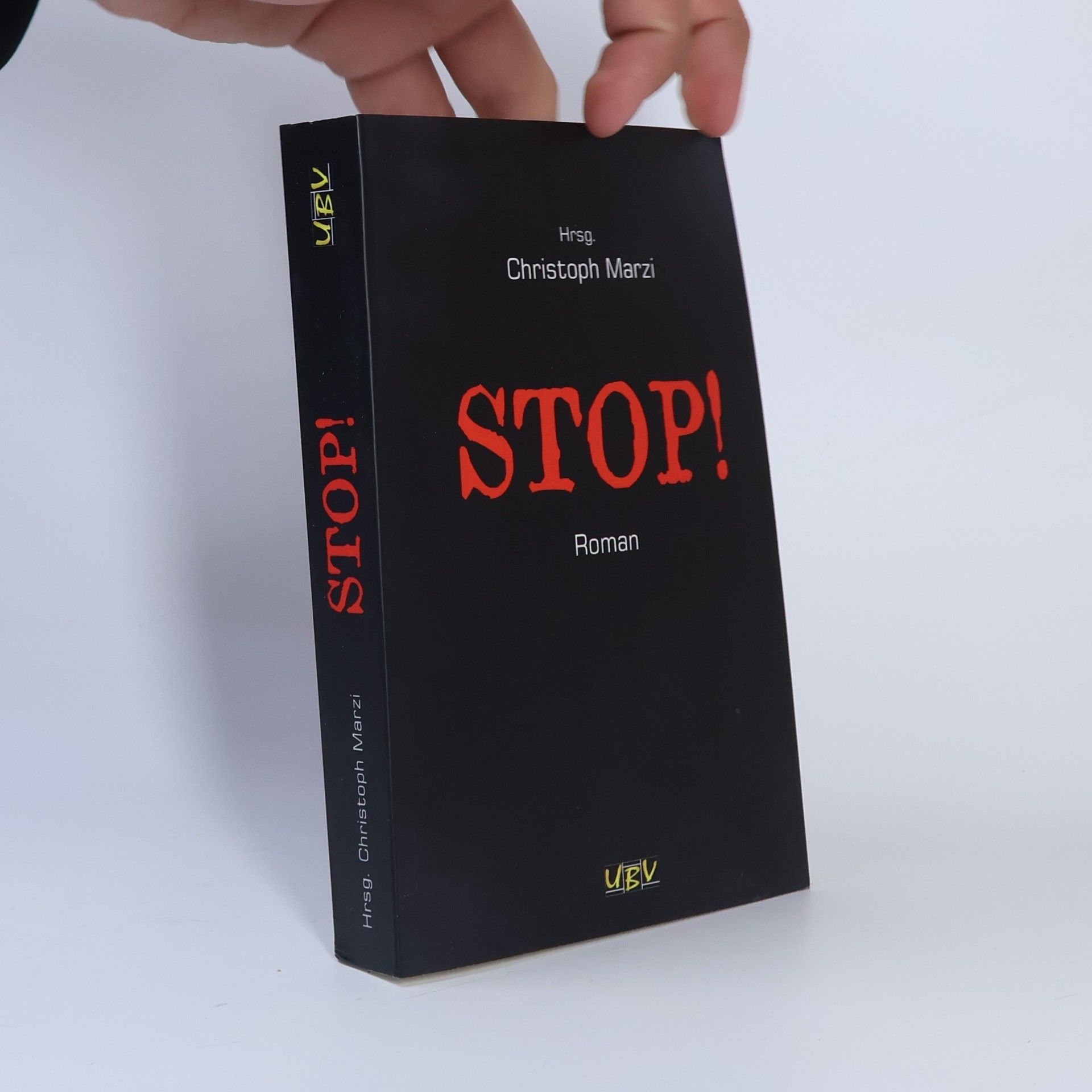 Christoph Marzi STOP!