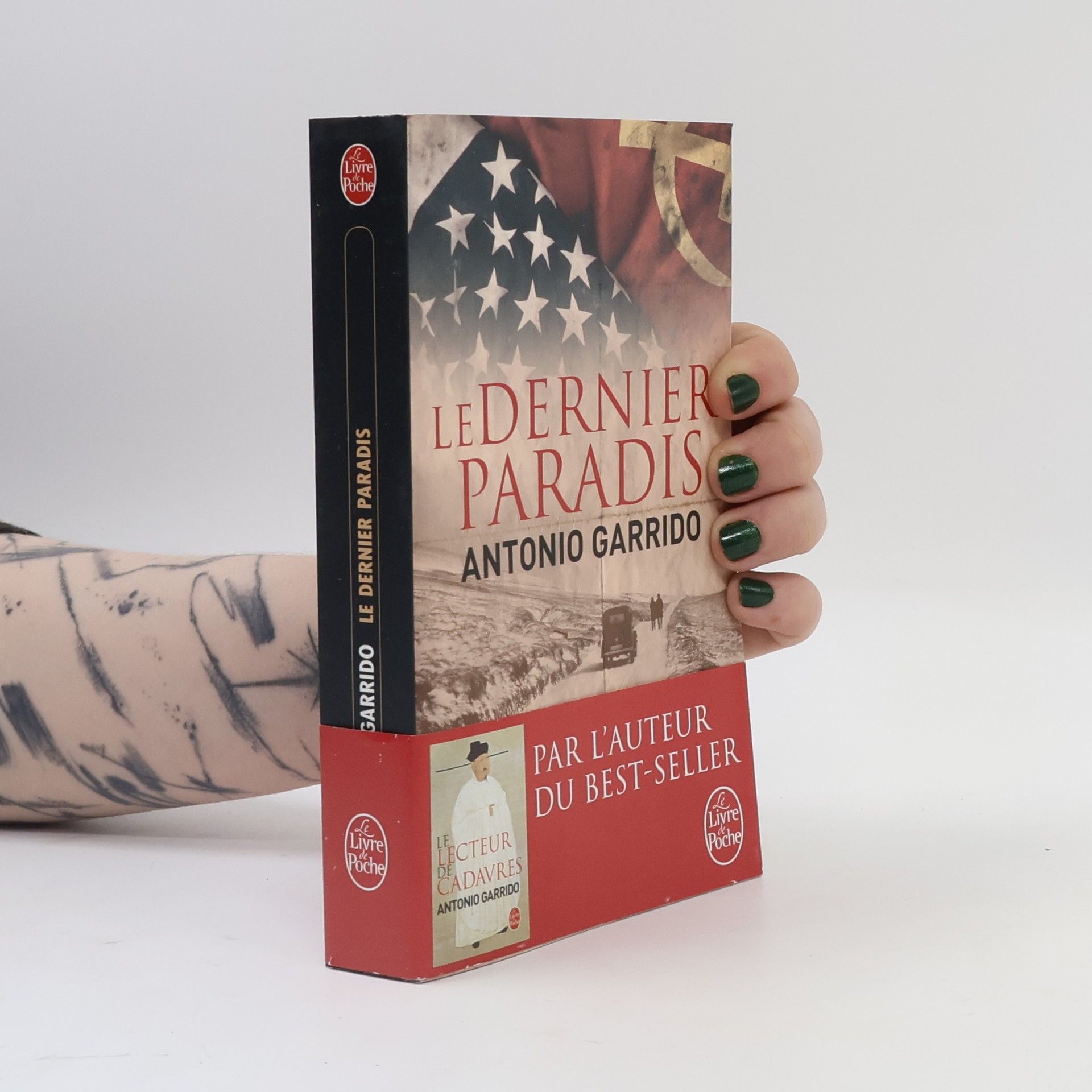 Antonio Garrido Le Dernier Paradis