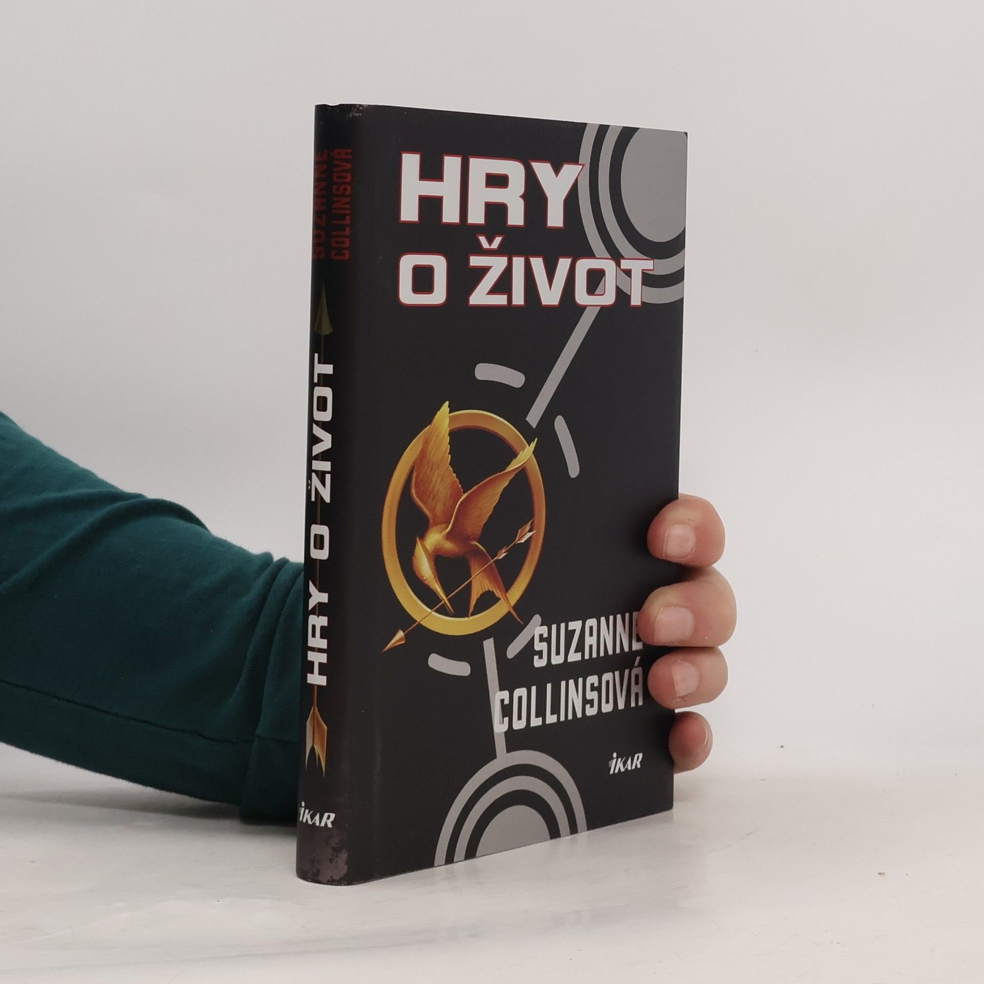 Suzanne Collins Hry o život