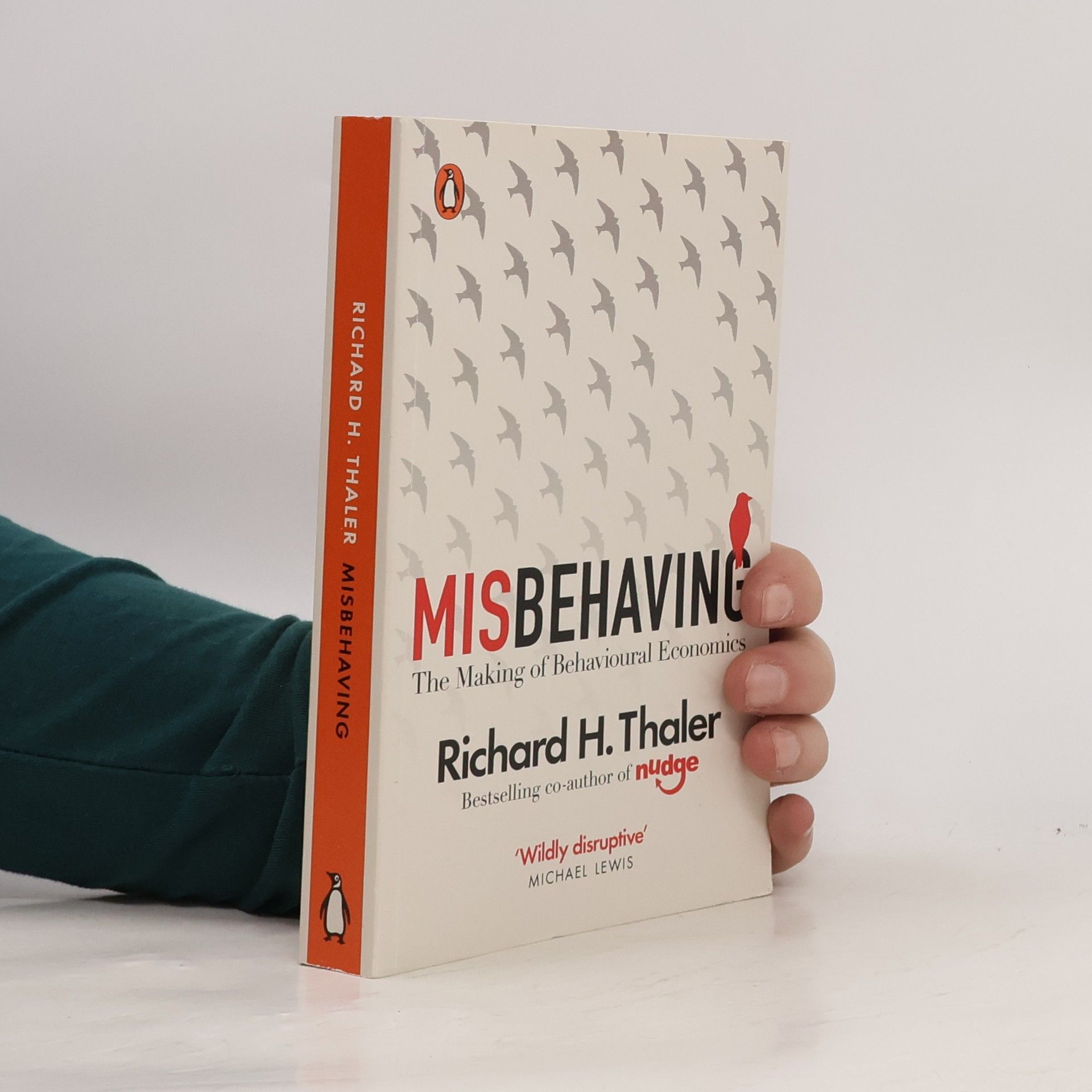 Richard Thaler Misbehaving : the making of behavioural economics
