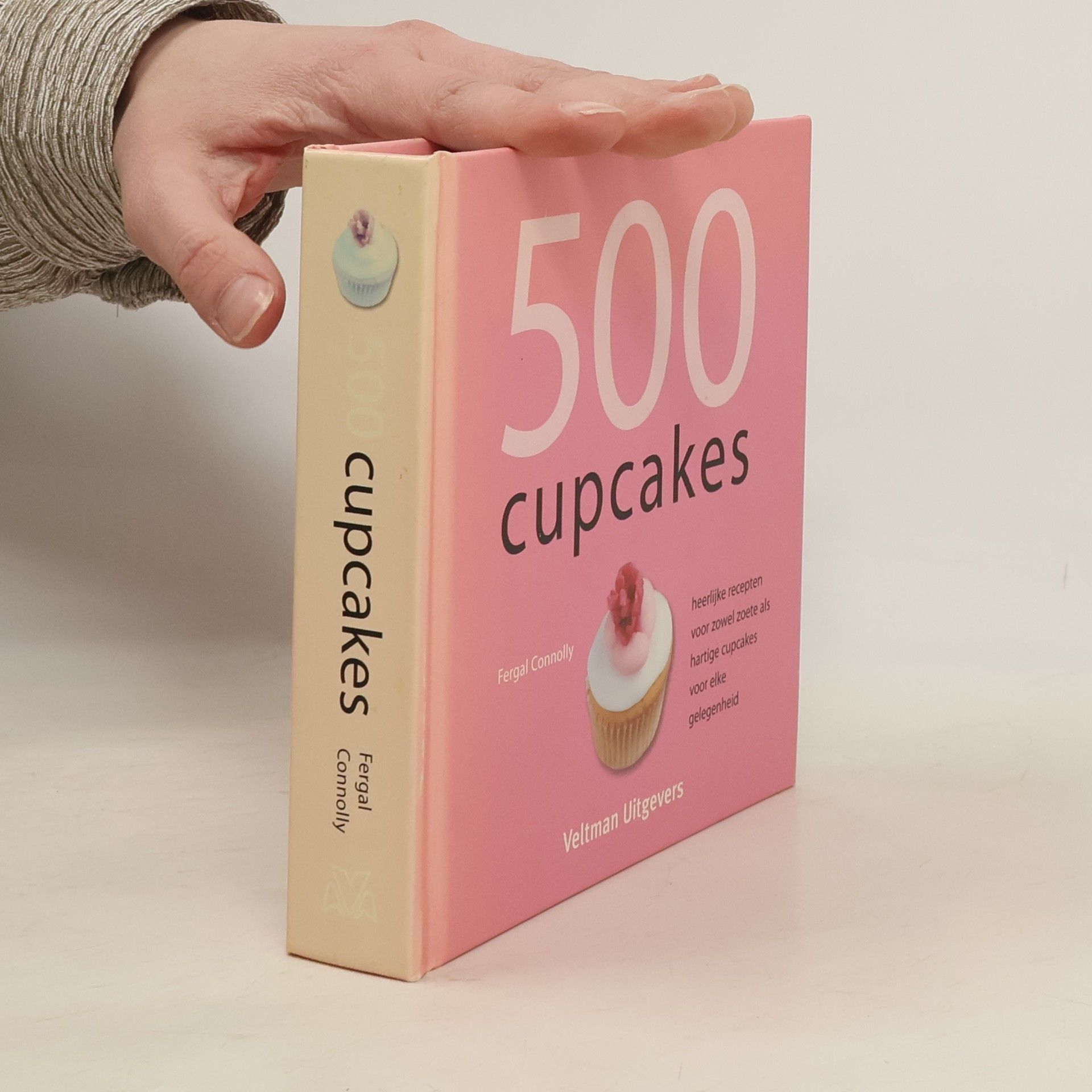 Fergal Connolly 500 cupcakes
