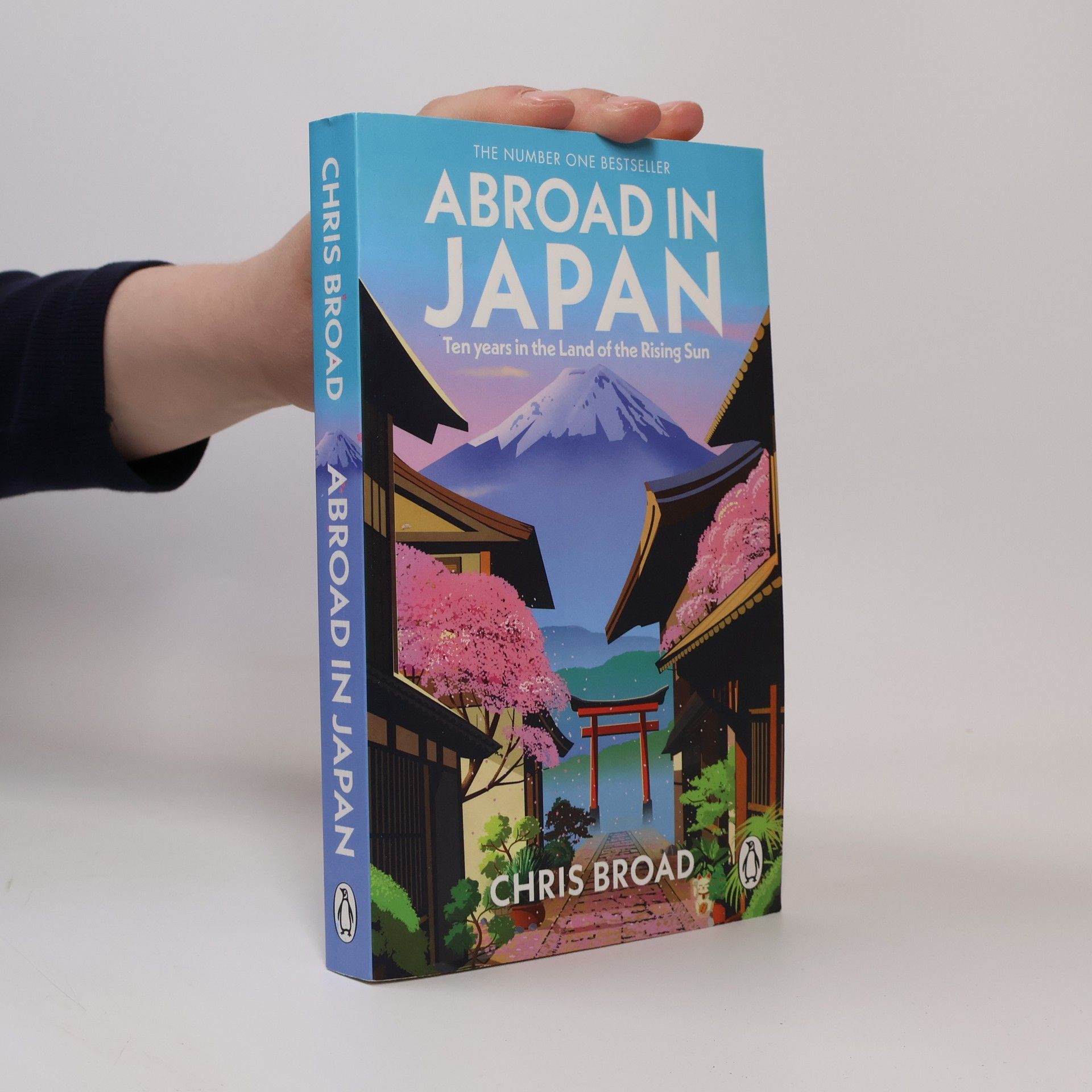 Chris Broad Abroad in Japan