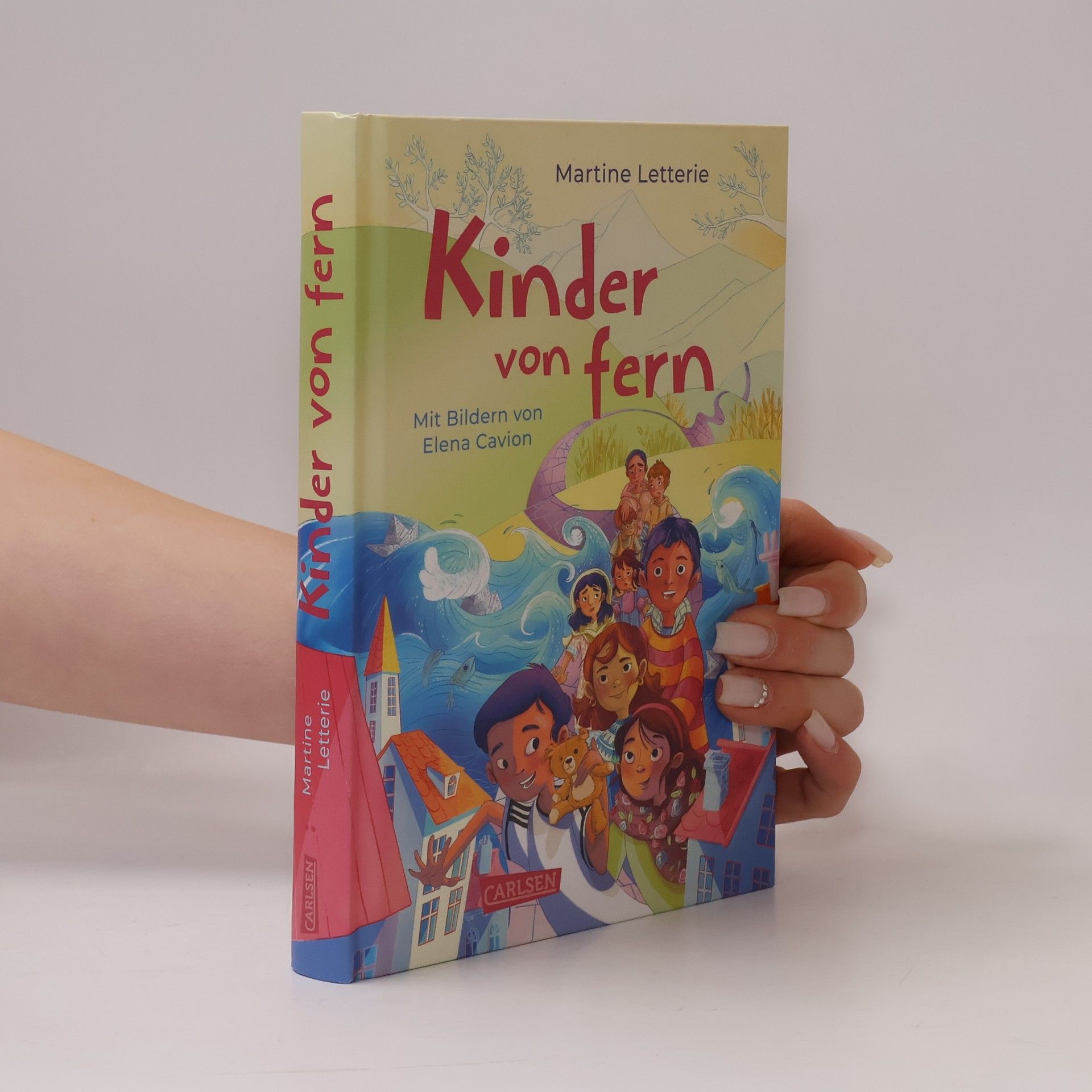 Martine Letterie Kinder von fern