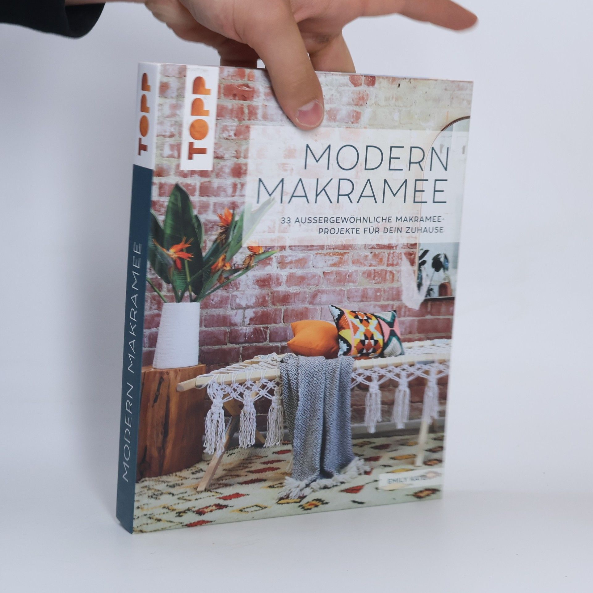 Emily Katz Anhalt Modern Makramee