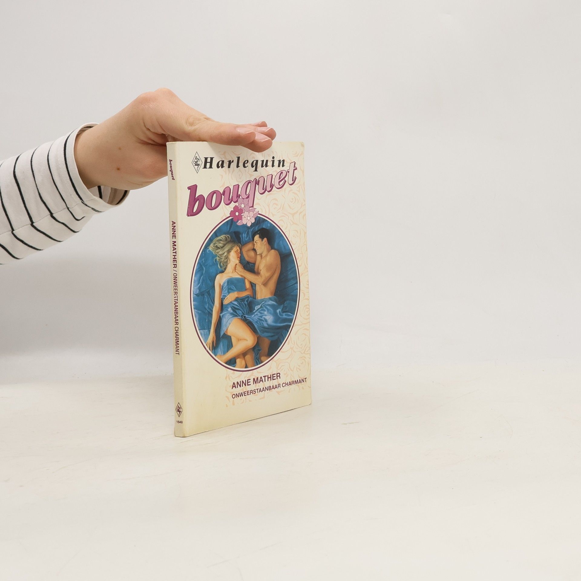 Anne Mather Harlequin bouquet - 1649: Onweerstaanbaar charmant