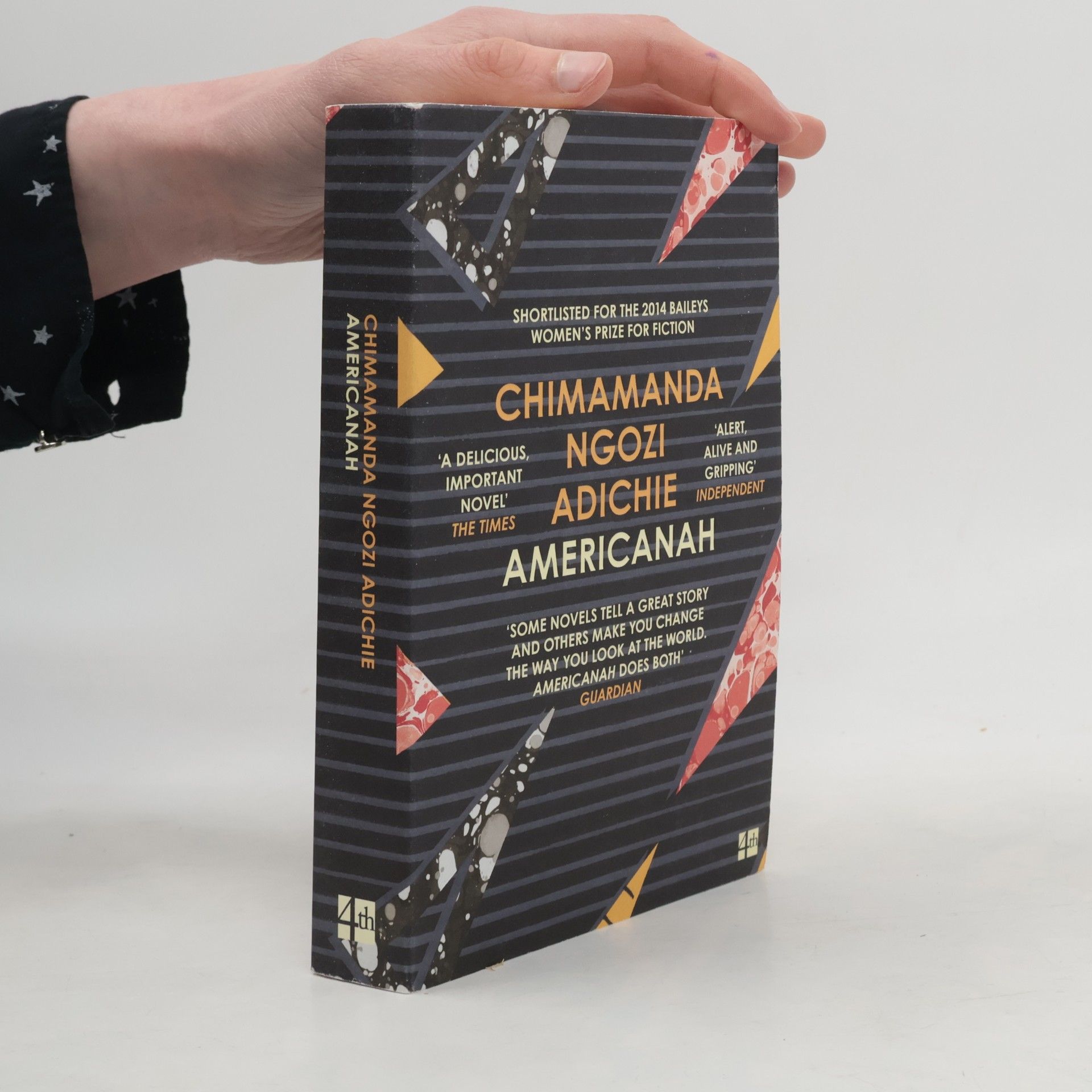 Chi­ma­man­da Ngo­zi Adi­chieová Americanah
