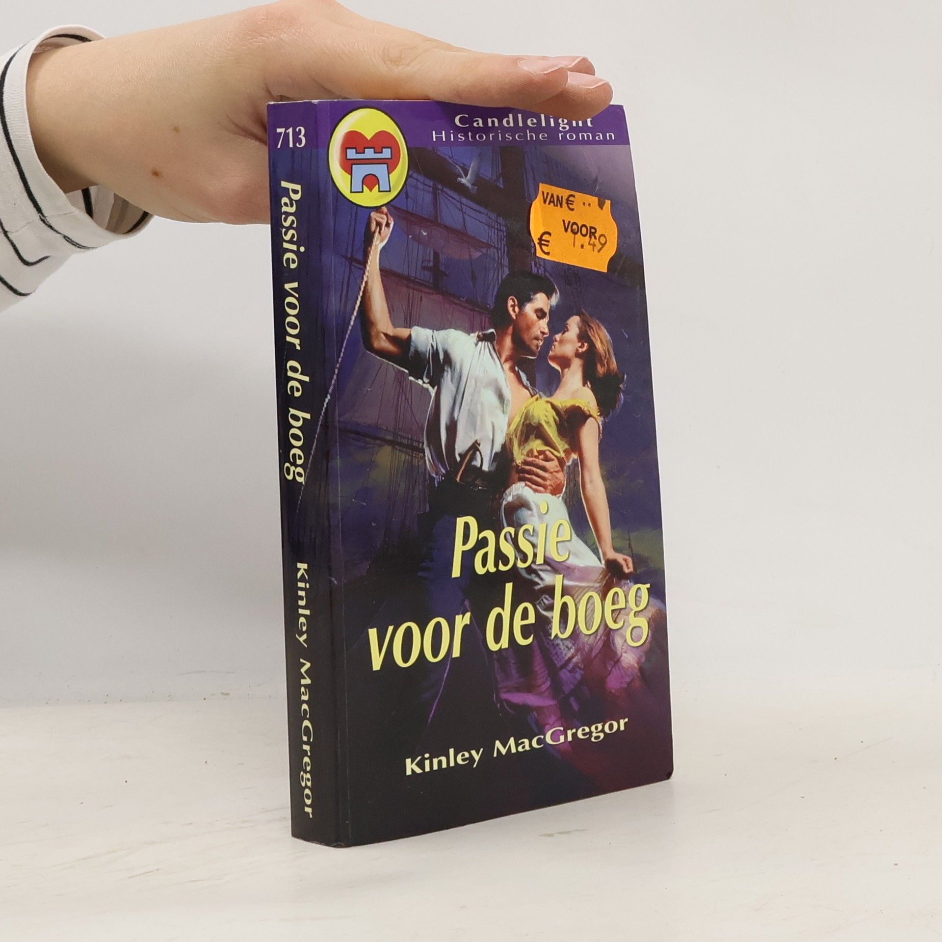 Kinley MacGregor Candlelight - 713: Passie voor de boeg