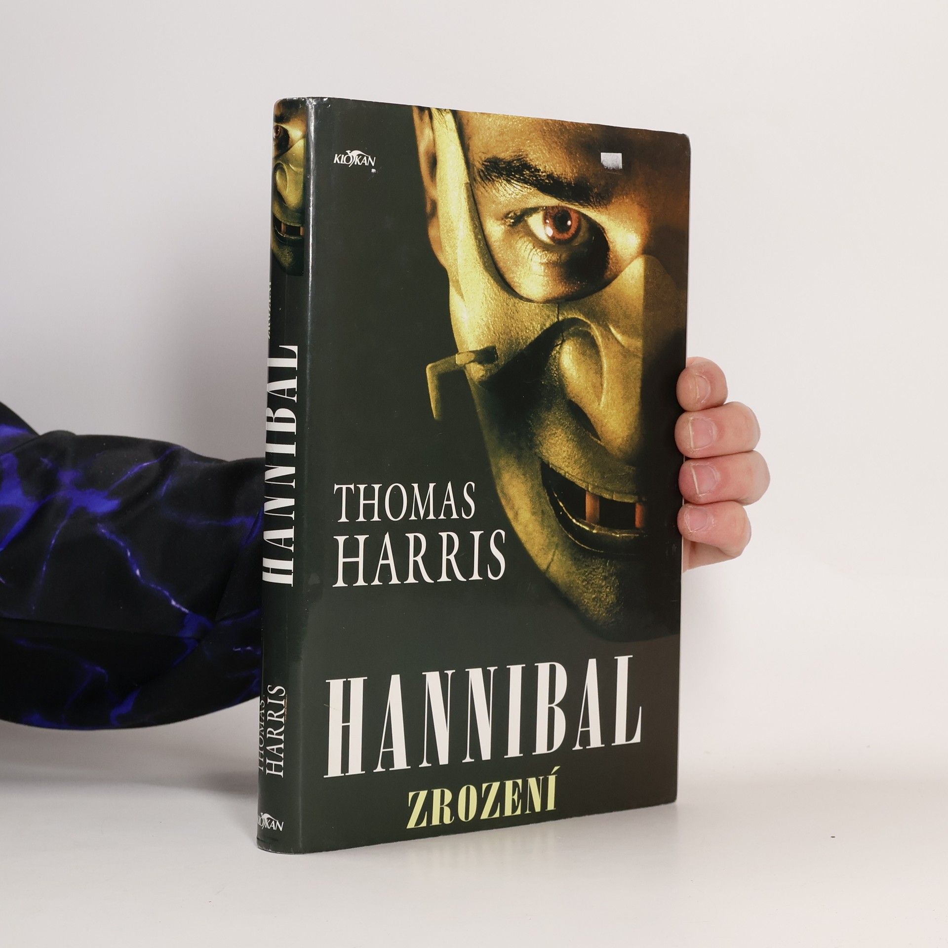Thomas Harris Hannibal. Zrození