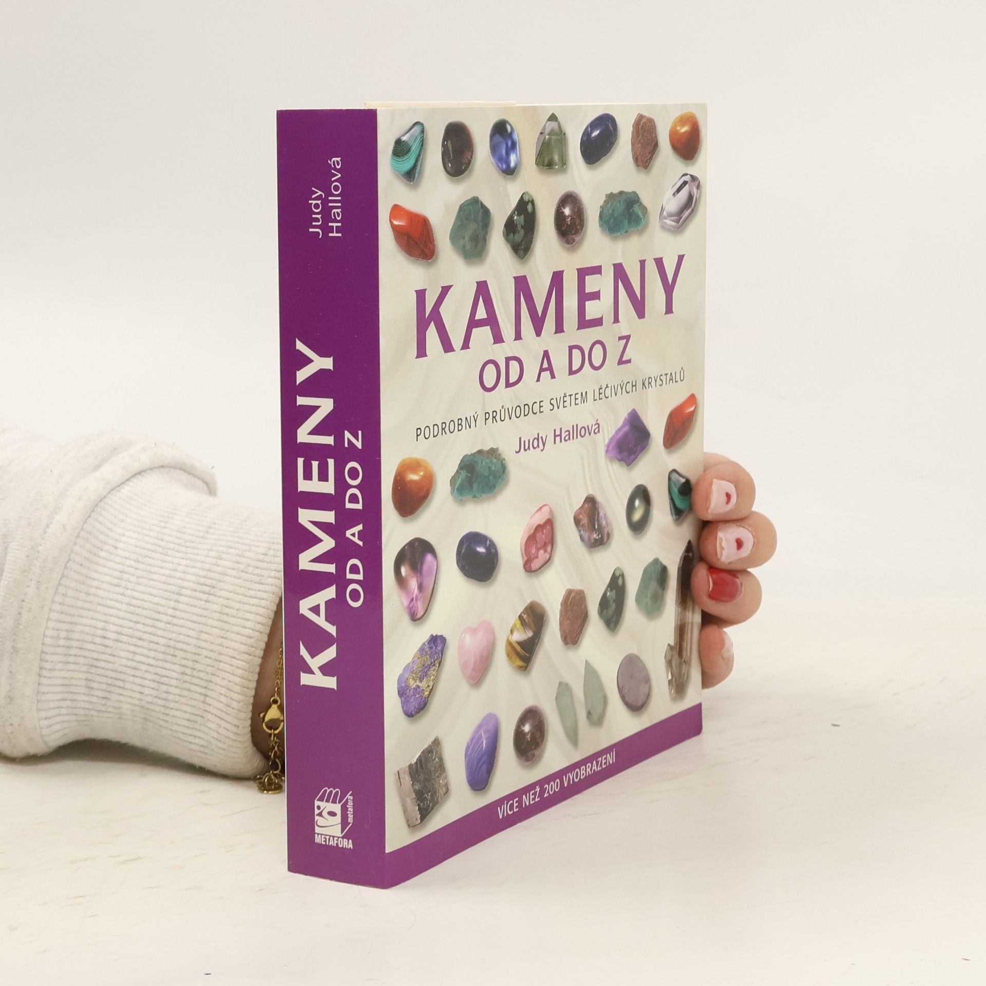 Judy Hall Kameny od A do Z