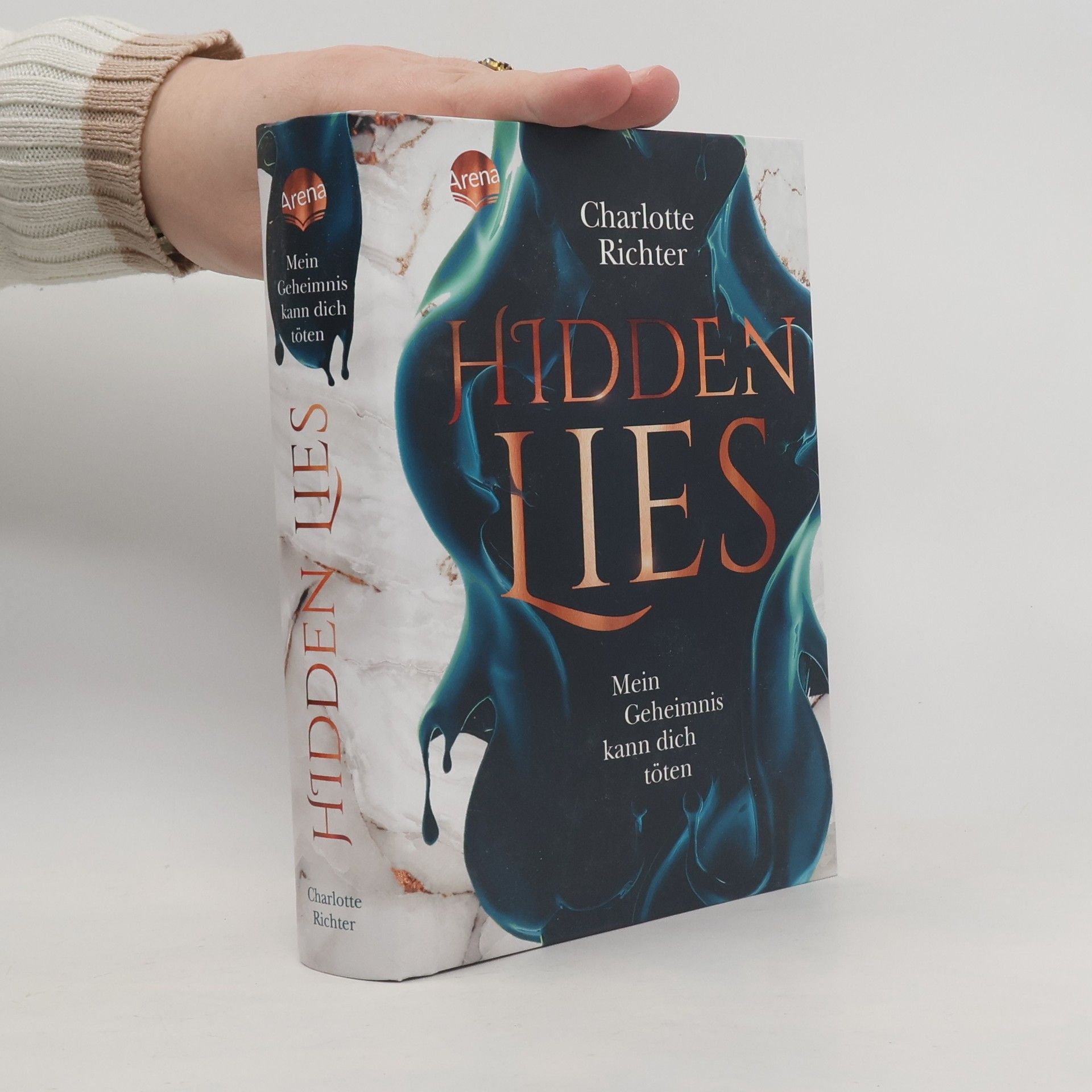 Charlotte Richter Hidden lies