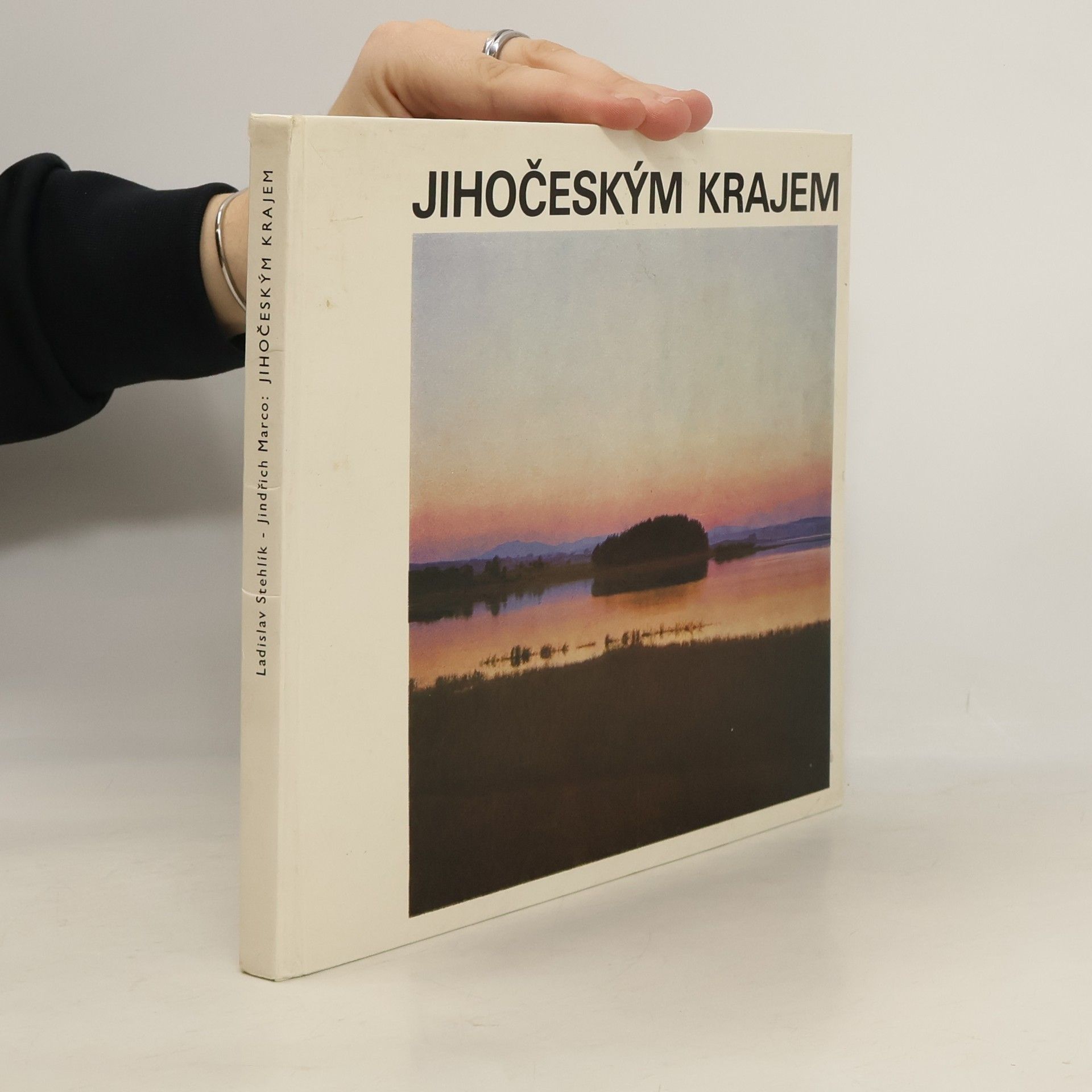 Kolektiv autorů Jihočeským krajem. Průvodce