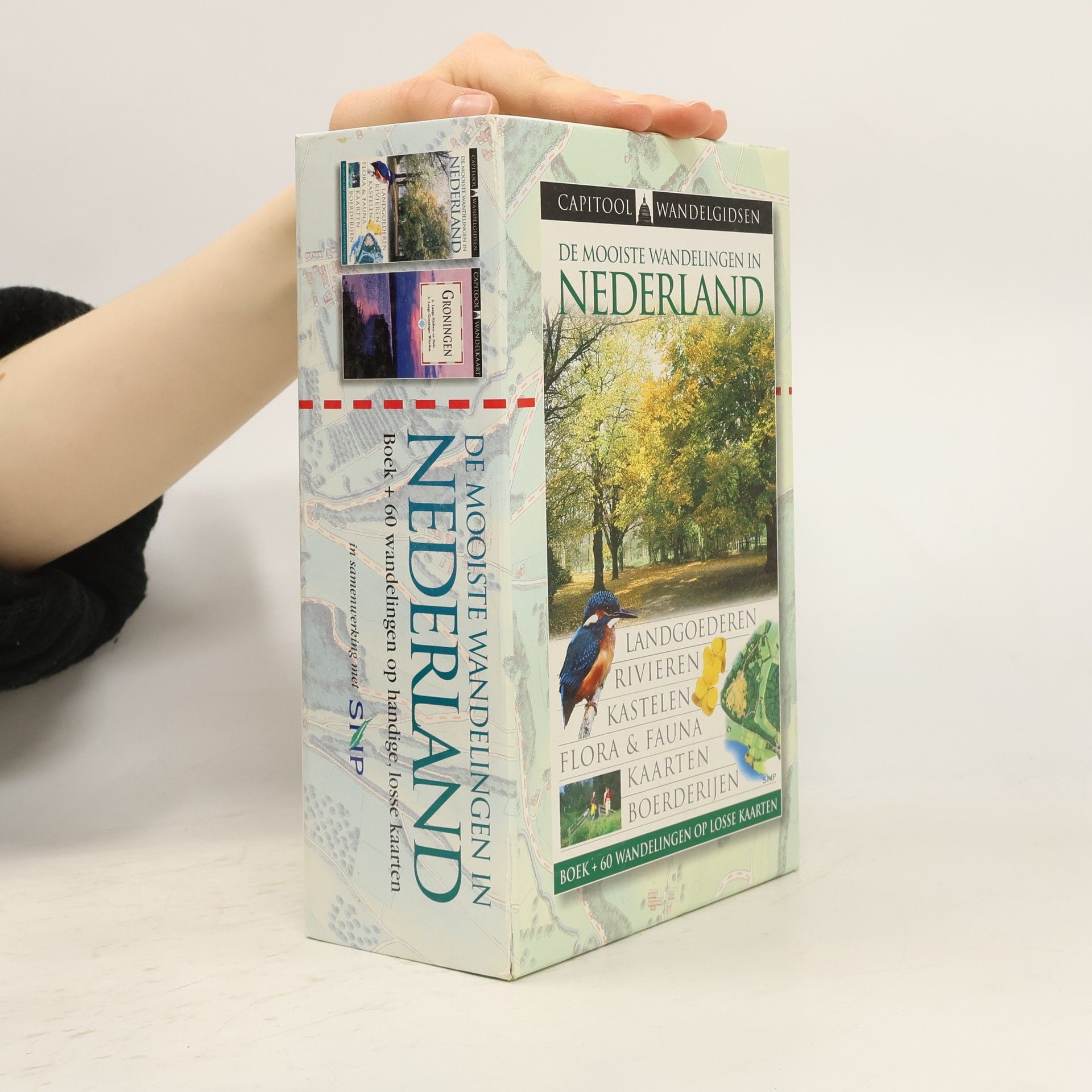 Manuel Dekkers Capitool Wandelgidsen: De mooiste wandelingen in Nederland