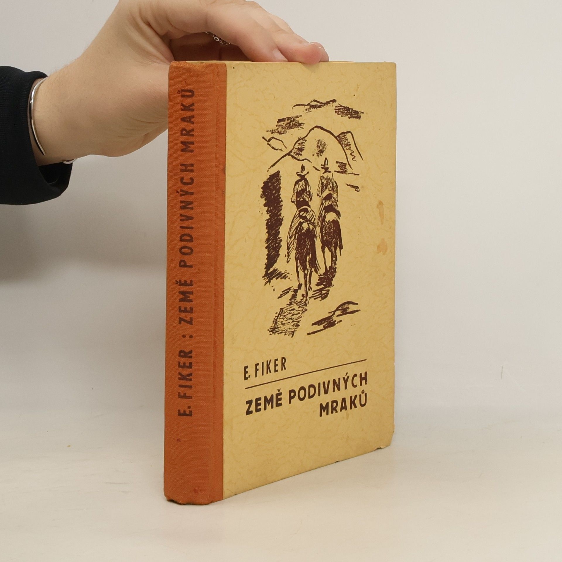 Jiří Trnka Země podivných mraků