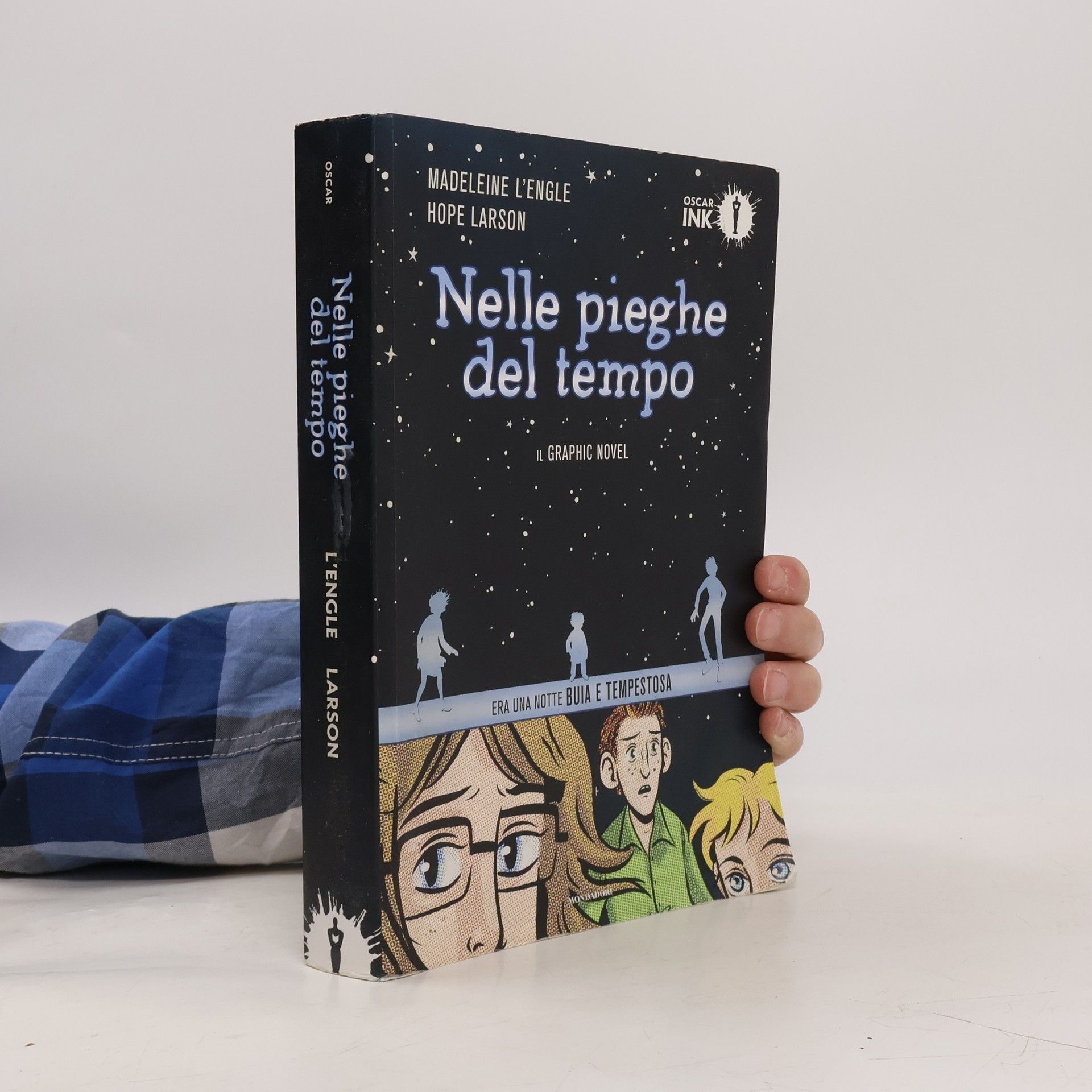 Madeleine L'Engle Nelle pieghe del tempo