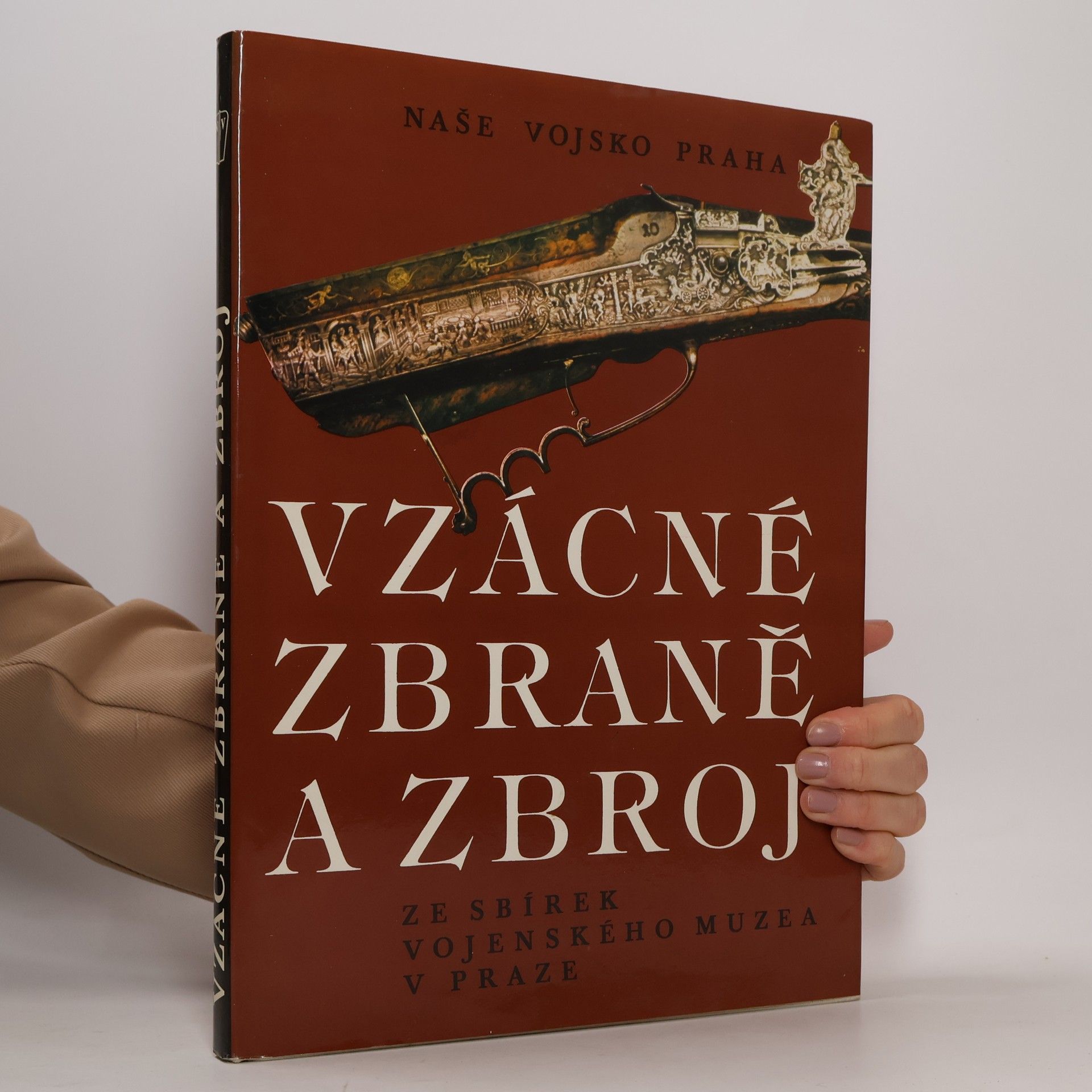 Collectif d'auteurs Vzácné zbraně a zbroj