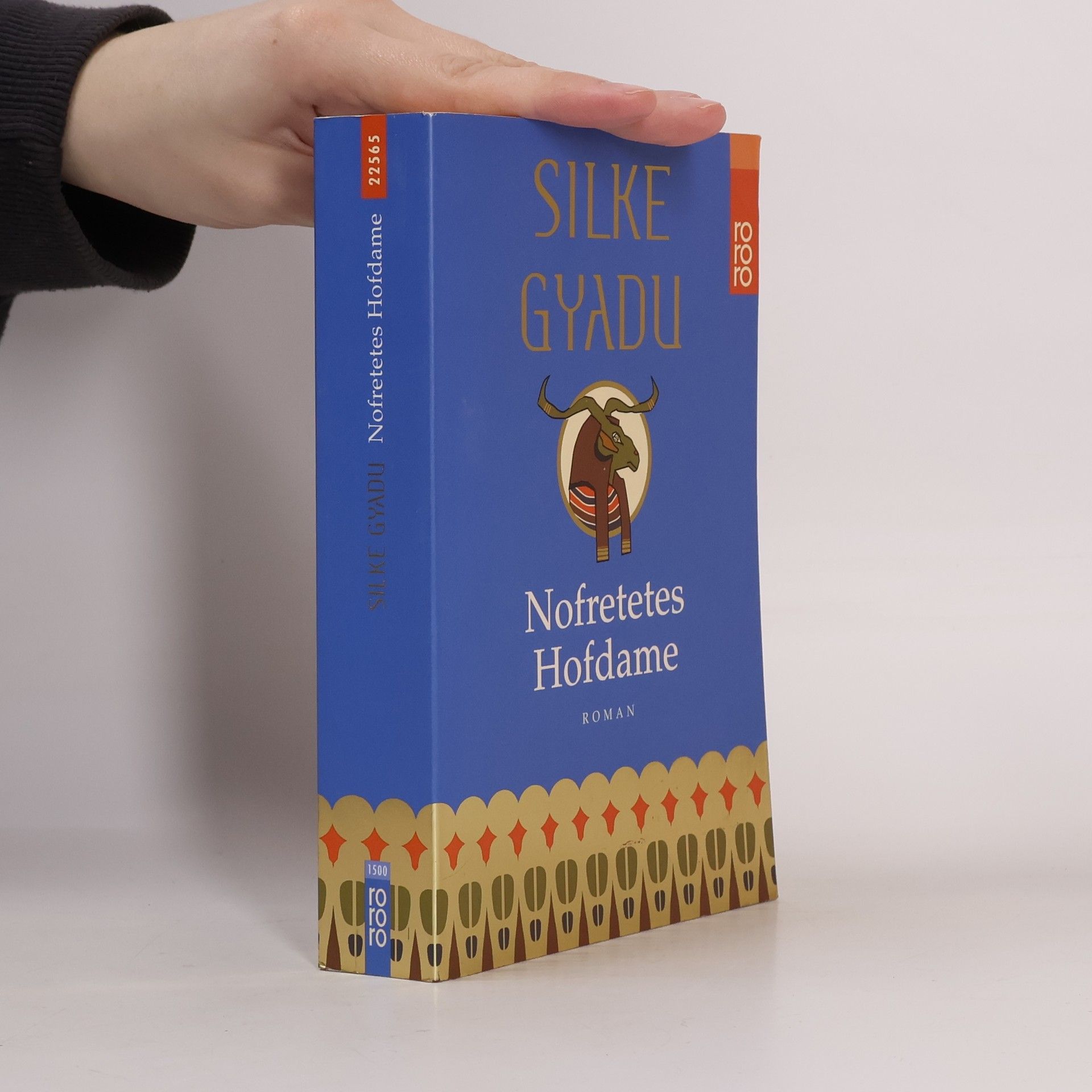 Silke Gyadu Nofretetes Hofdame