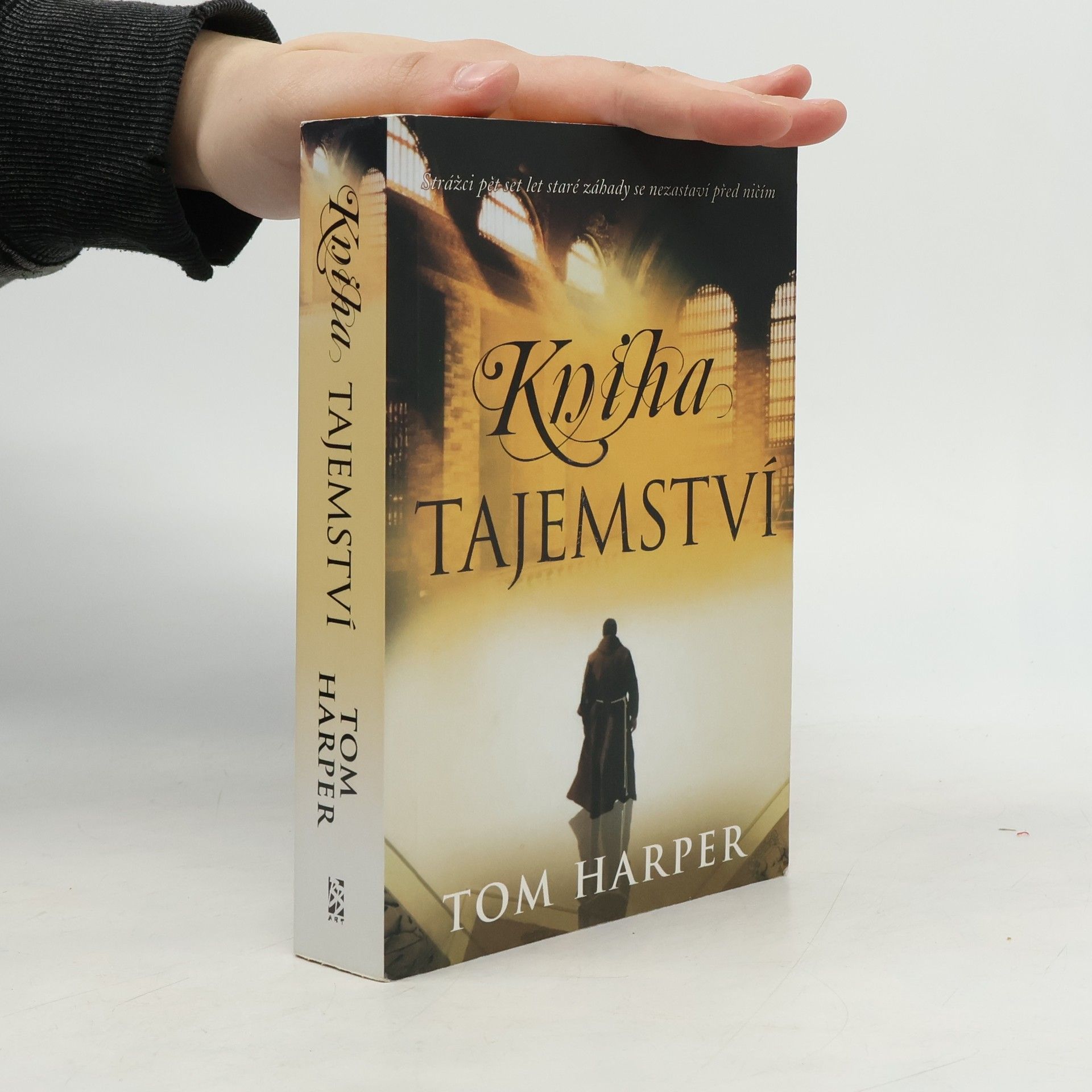 Tom Harper Kniha tajemství