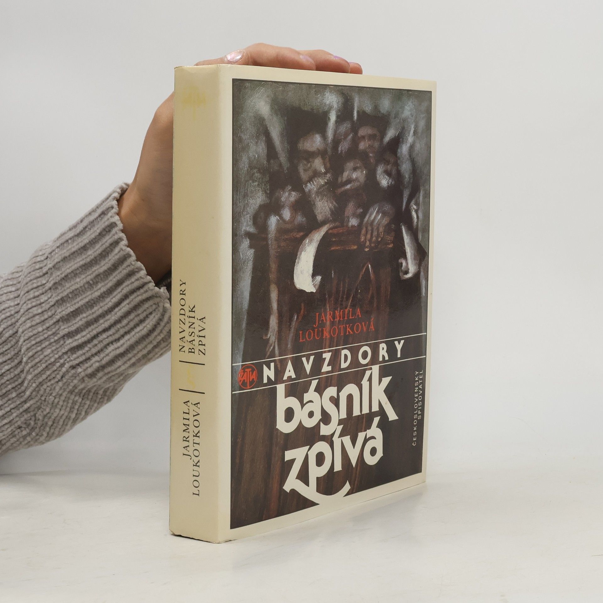 Jarmila Loukotková Navzdory básník zpívá