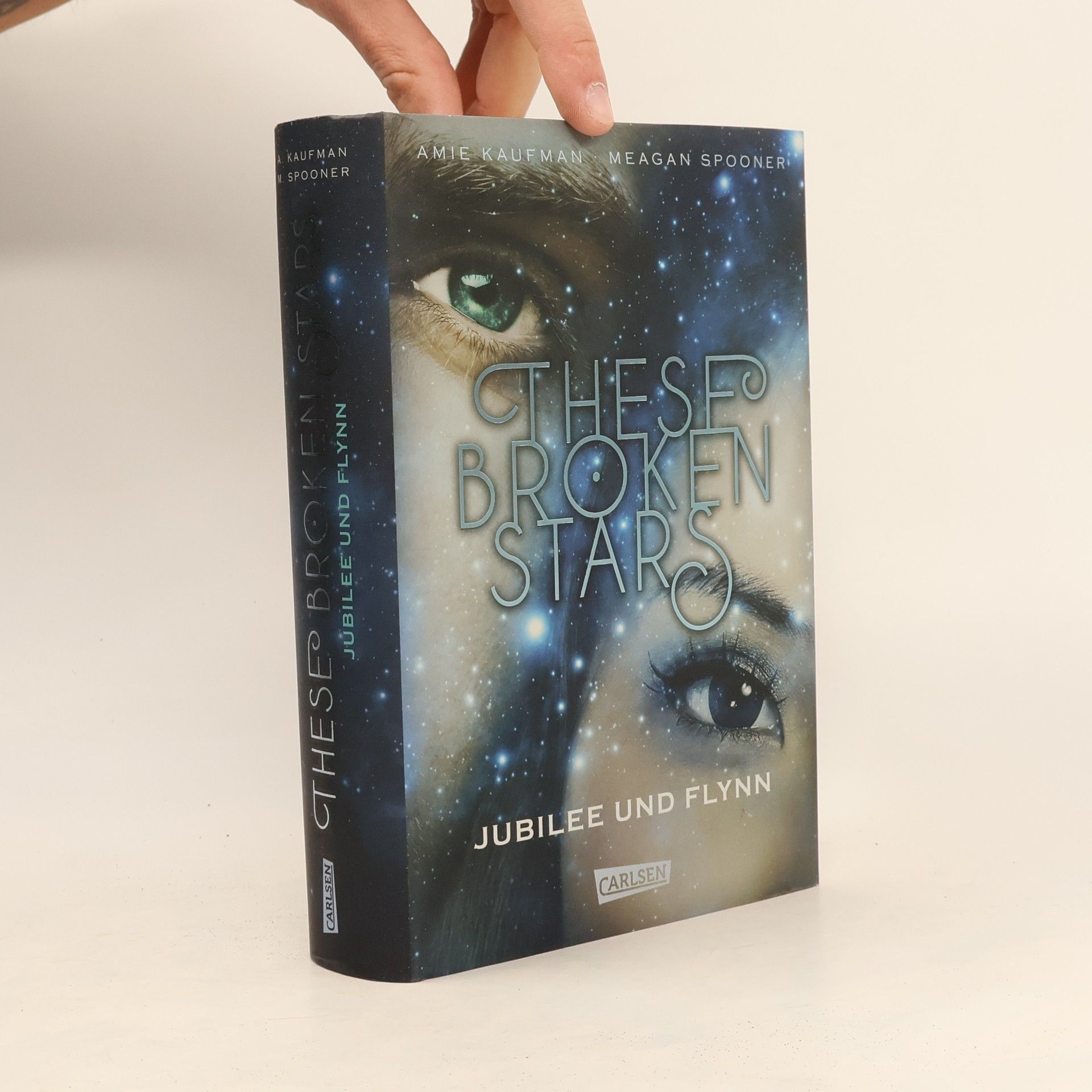 Amie Kaufman These Broken Stars - Jubilee und Flynn